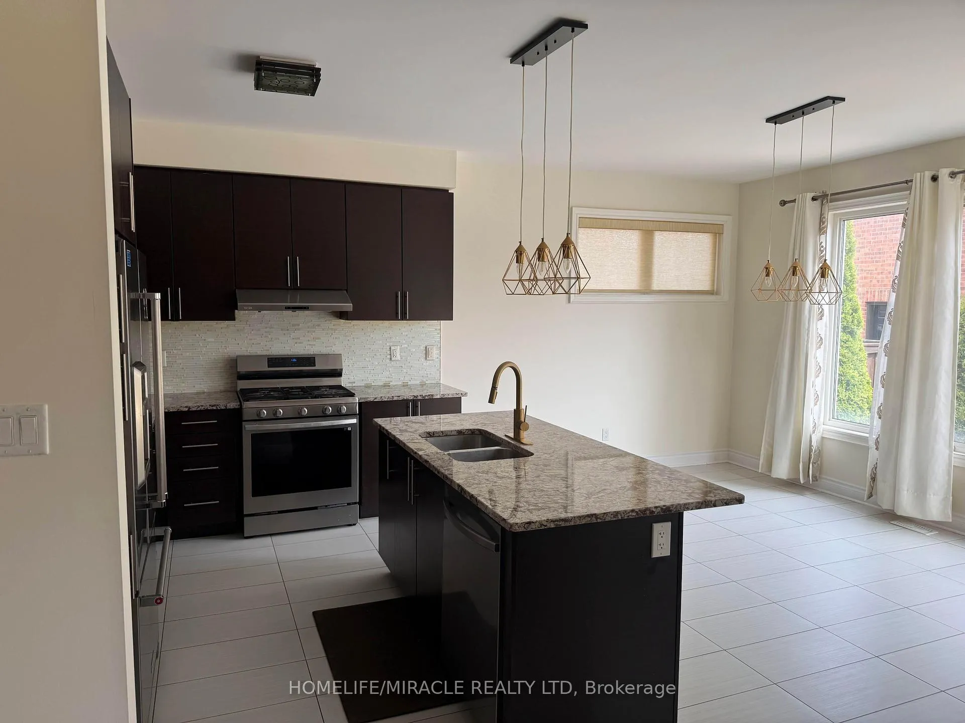 Photo 19 of 3 Elwin Road, Brampton, Credit Valley — HOMEH