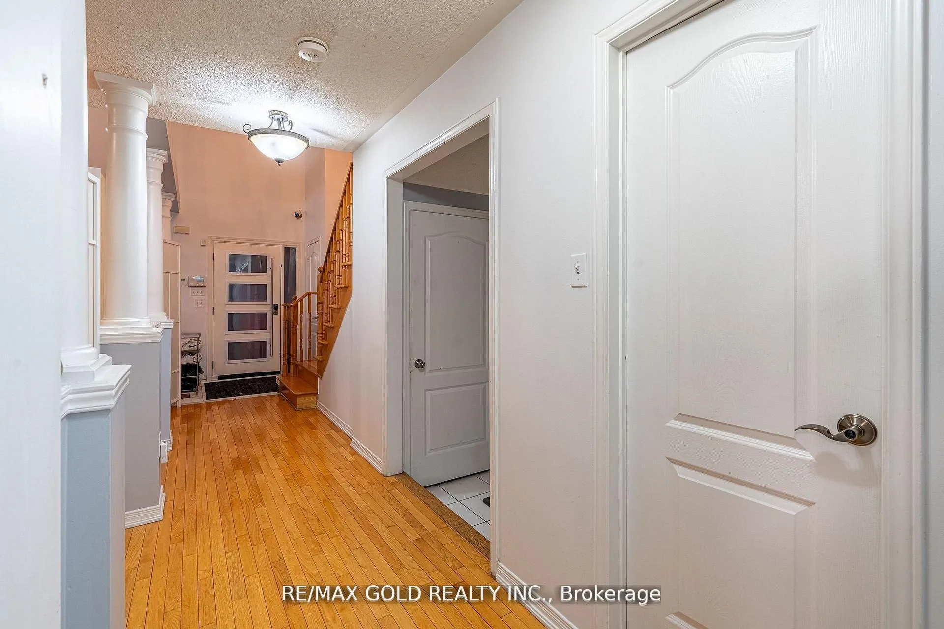 Photo 9 of 46 Egypt Drive, Brampton, Sandringham-Wellington — HOMEH