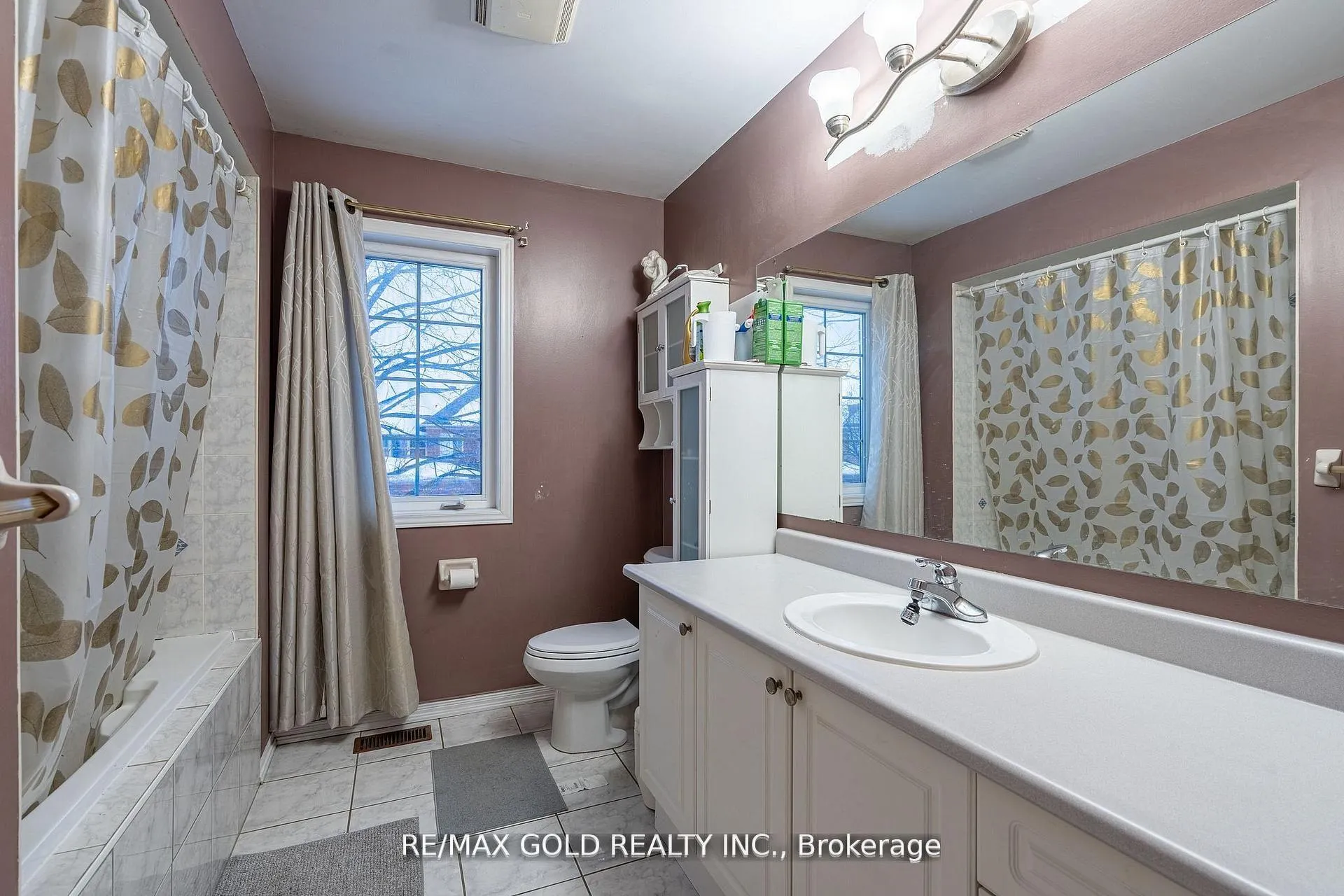 Photo 29 of 46 Egypt Drive, Brampton, Sandringham-Wellington — HOMEH