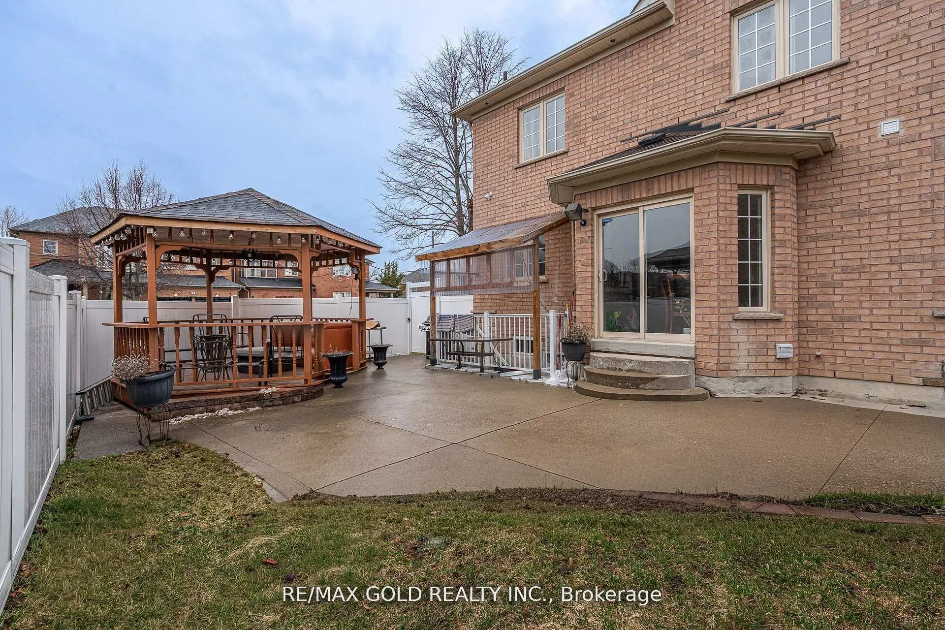 Photo 33 of 46 Egypt Drive, Brampton, Sandringham-Wellington — HOMEH