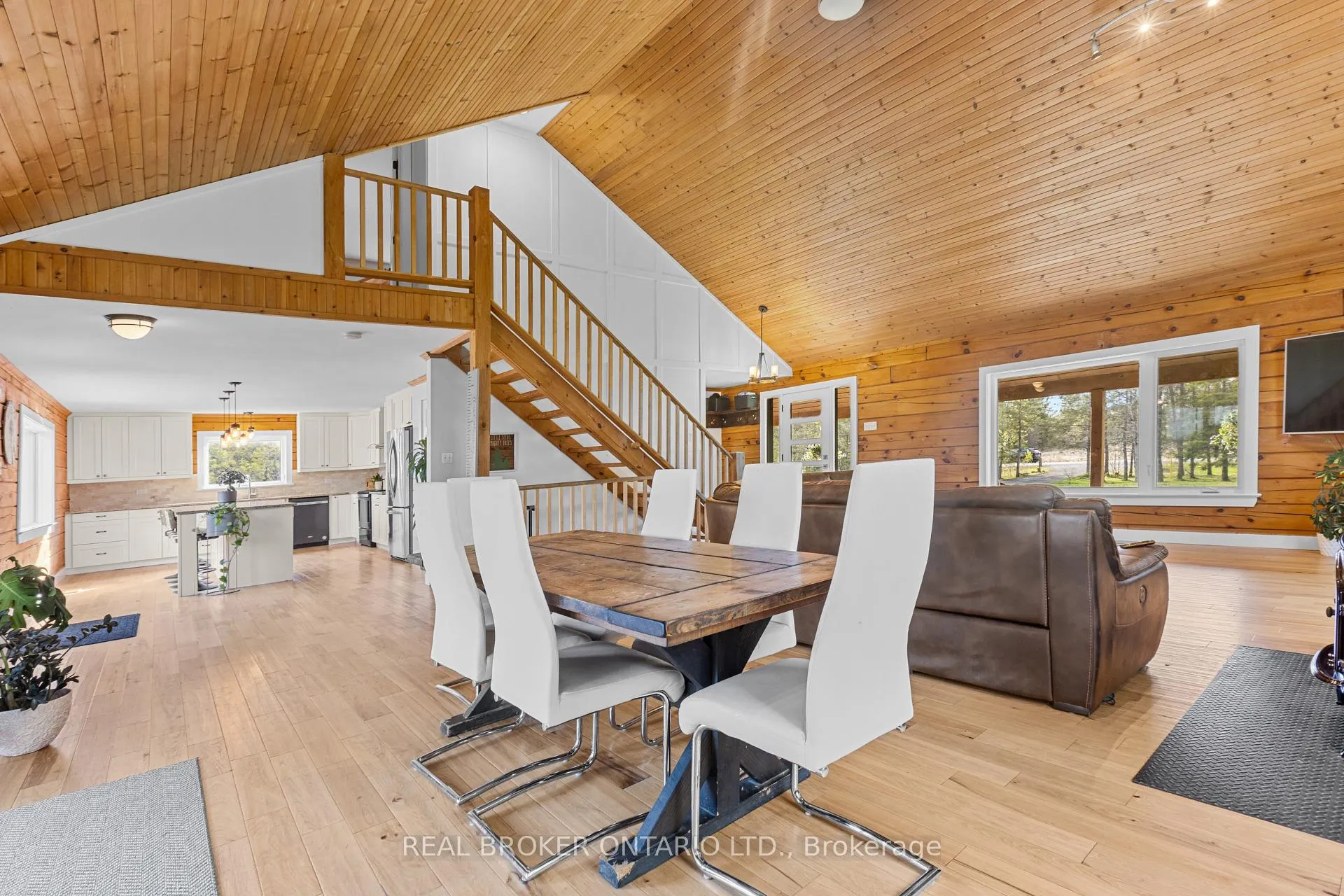 Photo 12 of 2354 Pollock Road, Ottawa, Rideau Twp W of Hwy 16 North of Reg Rd 6 — HOMEH