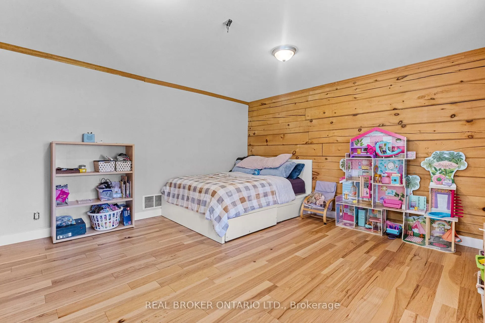 Photo 17 of 2354 Pollock Road, Ottawa, Rideau Twp W of Hwy 16 North of Reg Rd 6 — HOMEH