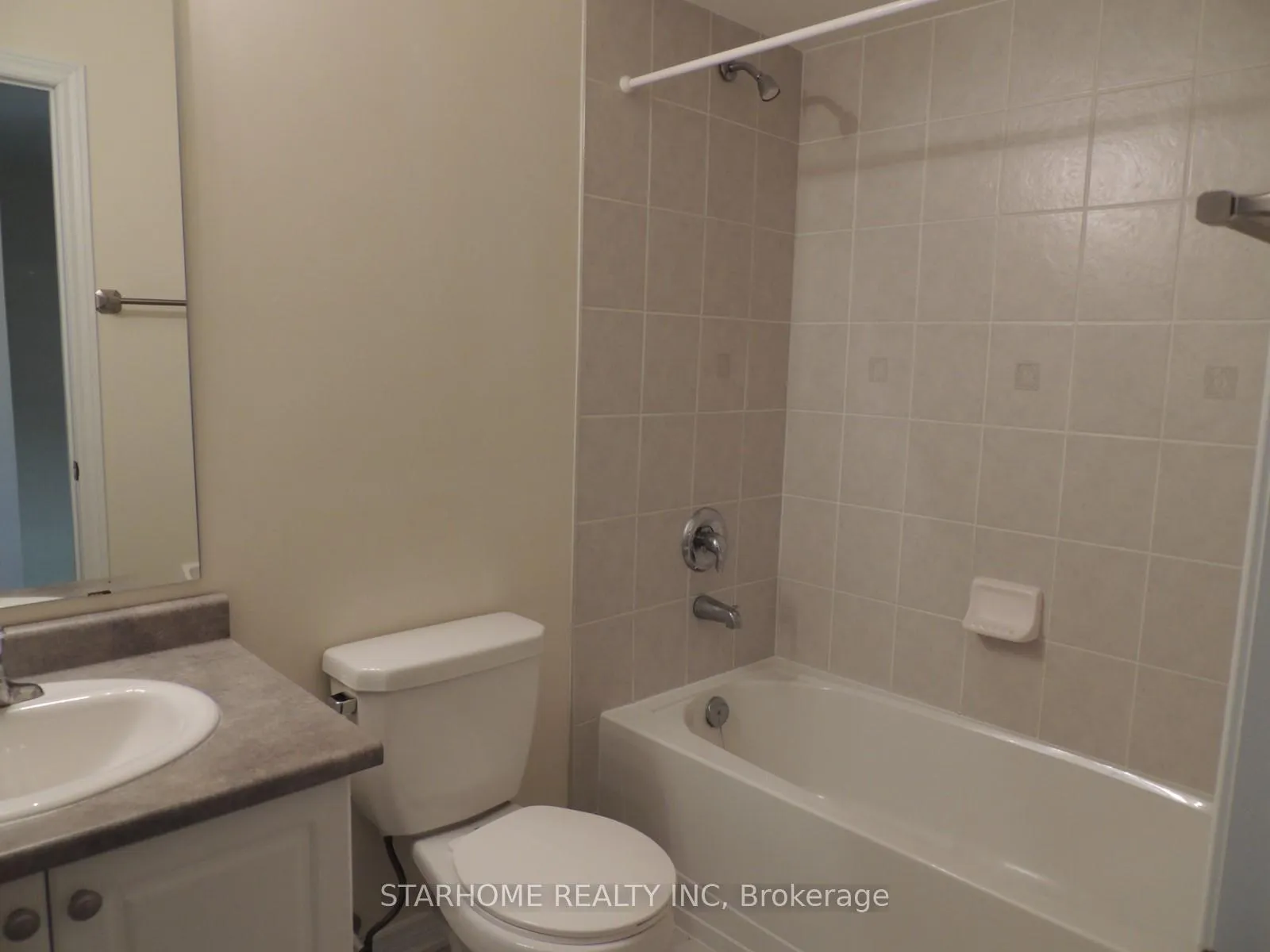 Photo 16 of 31 Russell Dawson Road, Markham, Cathedraltown — HOMEH