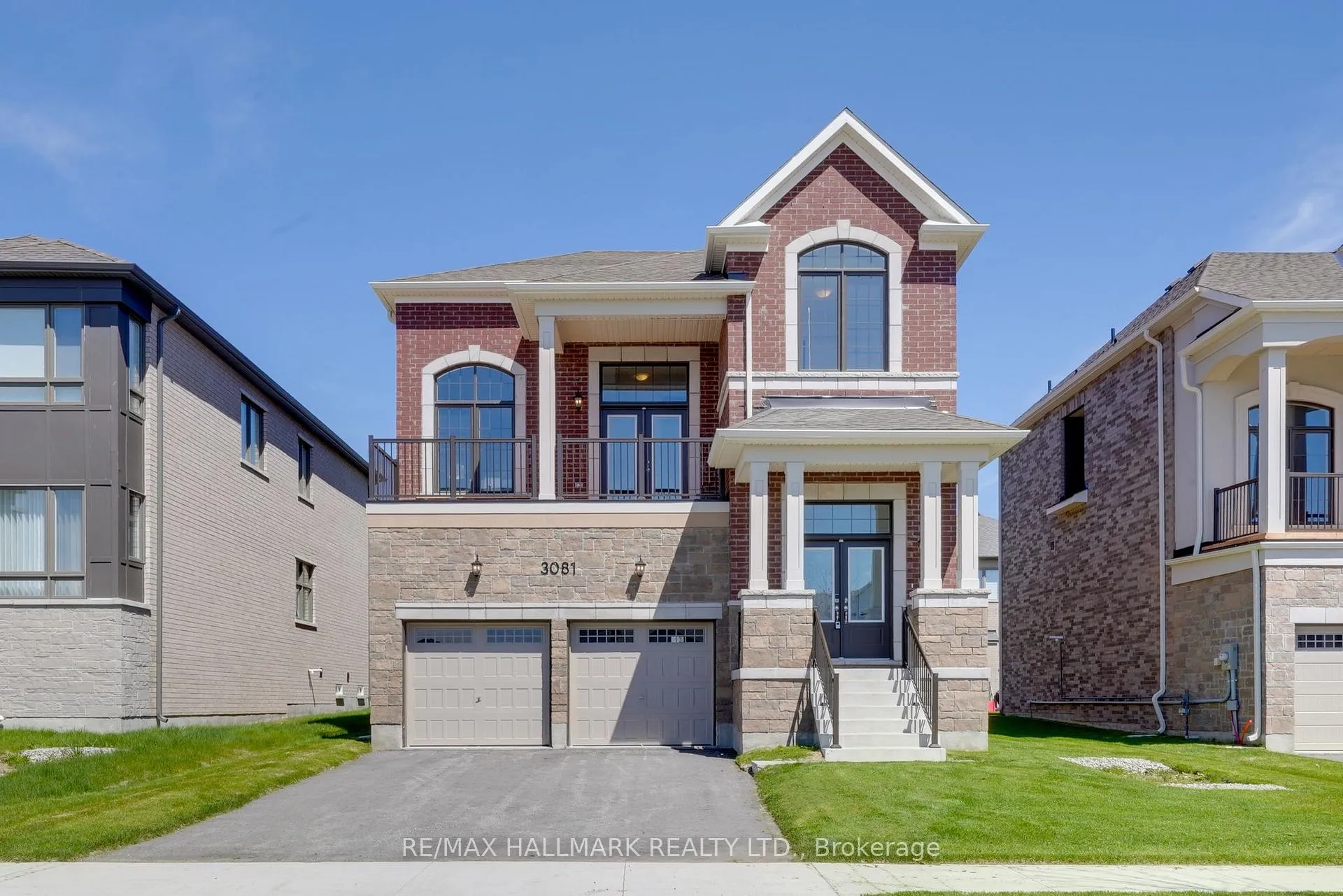 Photo 2 of 3081 Ireton Street, Innisfil, Rural Innisfil — HOMEH