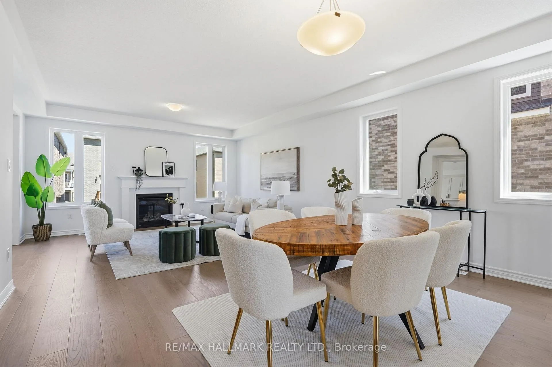 Photo 6 of 3081 Ireton Street, Innisfil, Rural Innisfil — HOMEH