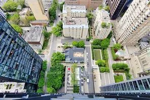 Photo 15 of Unit 3703, 110 Charles Street E, Toronto, Church-Yonge Corridor — HOMEH