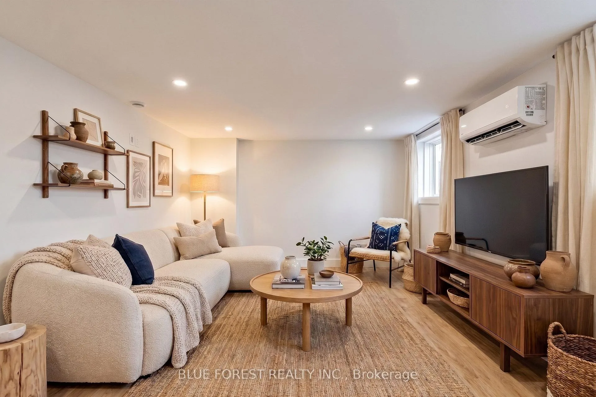 Photo 45 of 6161 Trafalgar Street, Thames Centre, Rural Thames Centre — HOMEH