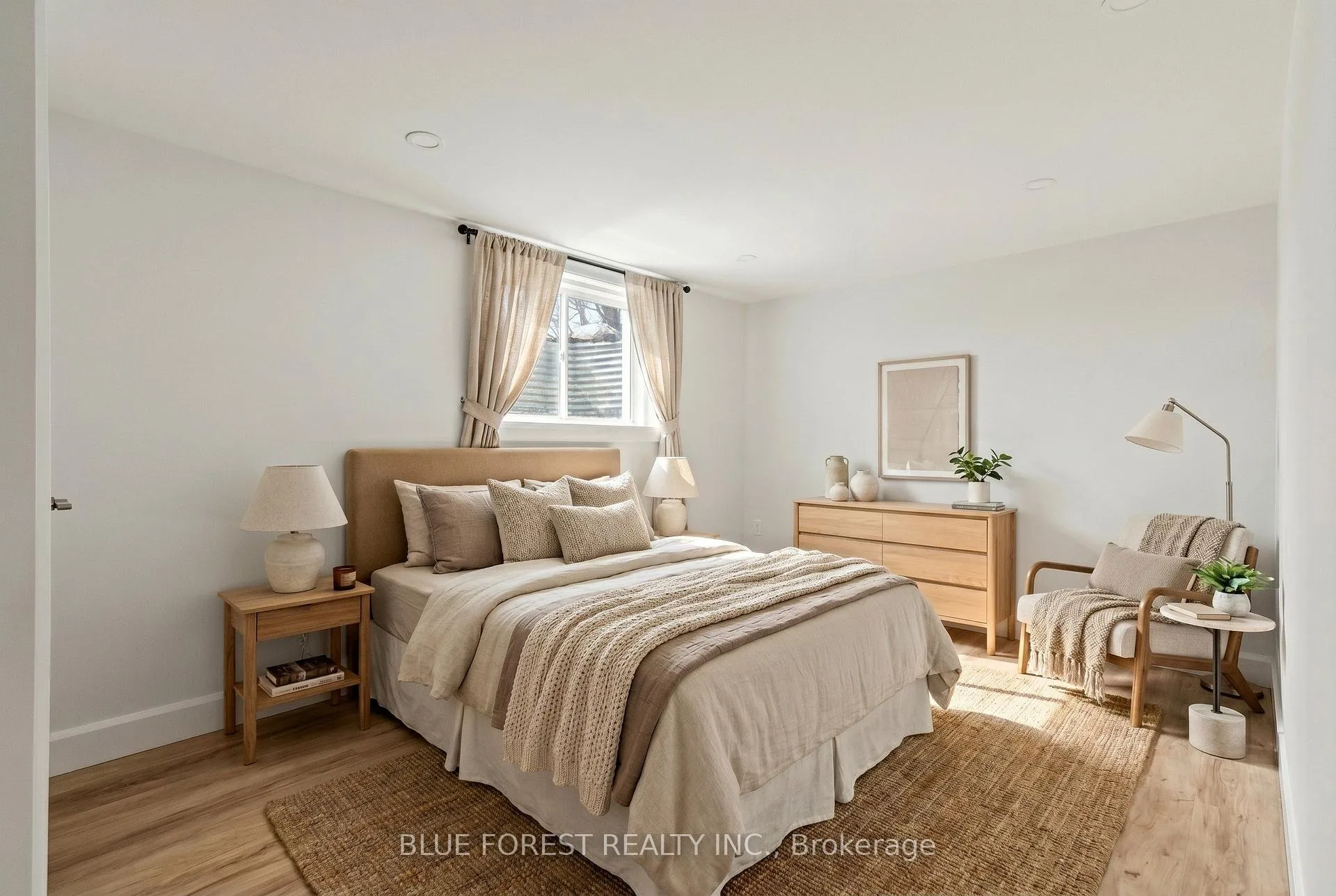 Photo 57 of 6161 Trafalgar Street, Thames Centre, Rural Thames Centre — HOMEH