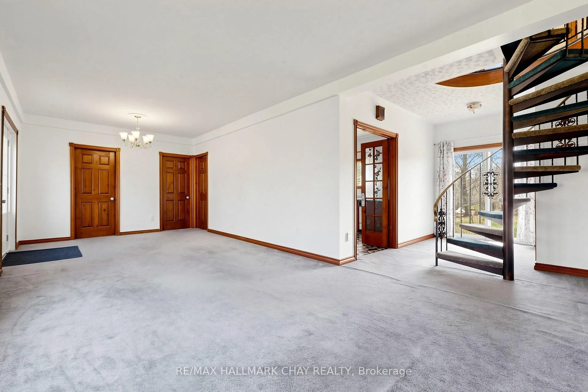 Photo 6 of 255 Poplar Avenue, Tay, Port McNicoll — HOMEH