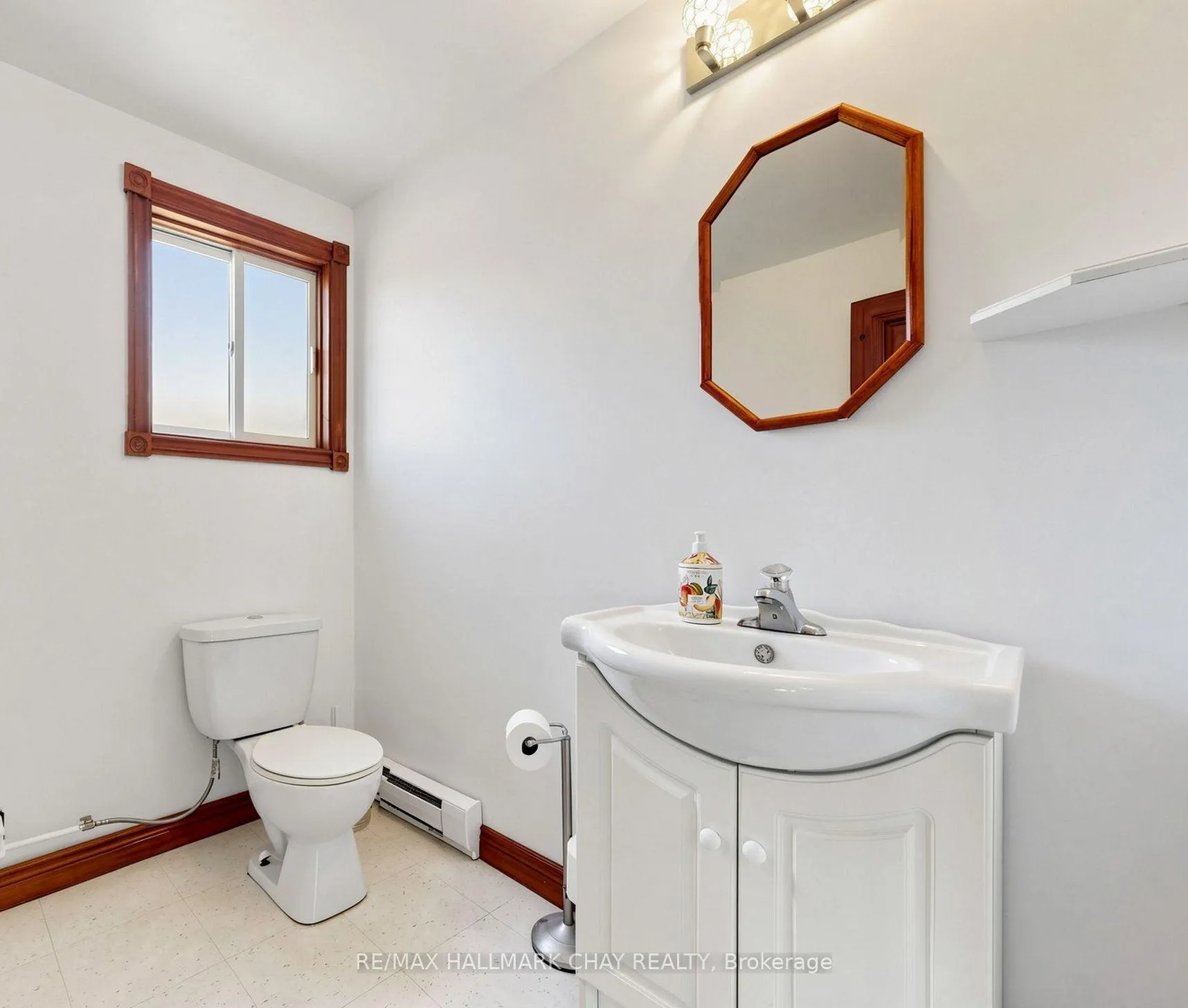 Photo 15 of 255 Poplar Avenue, Tay, Port McNicoll — HOMEH