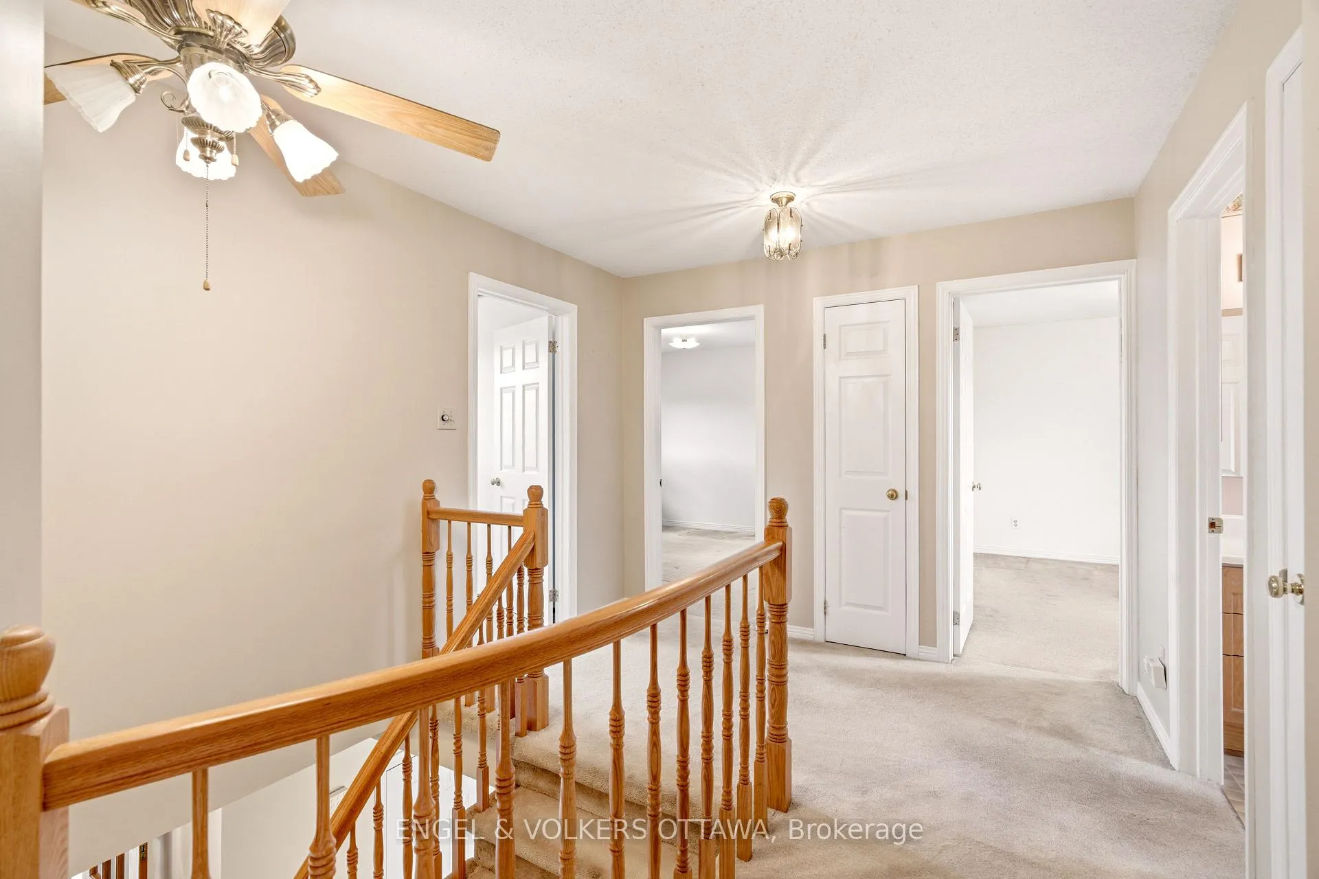 Photo 27 of 90 Topley Crescent, Ottawa, Hunt Club Park — HOMEH