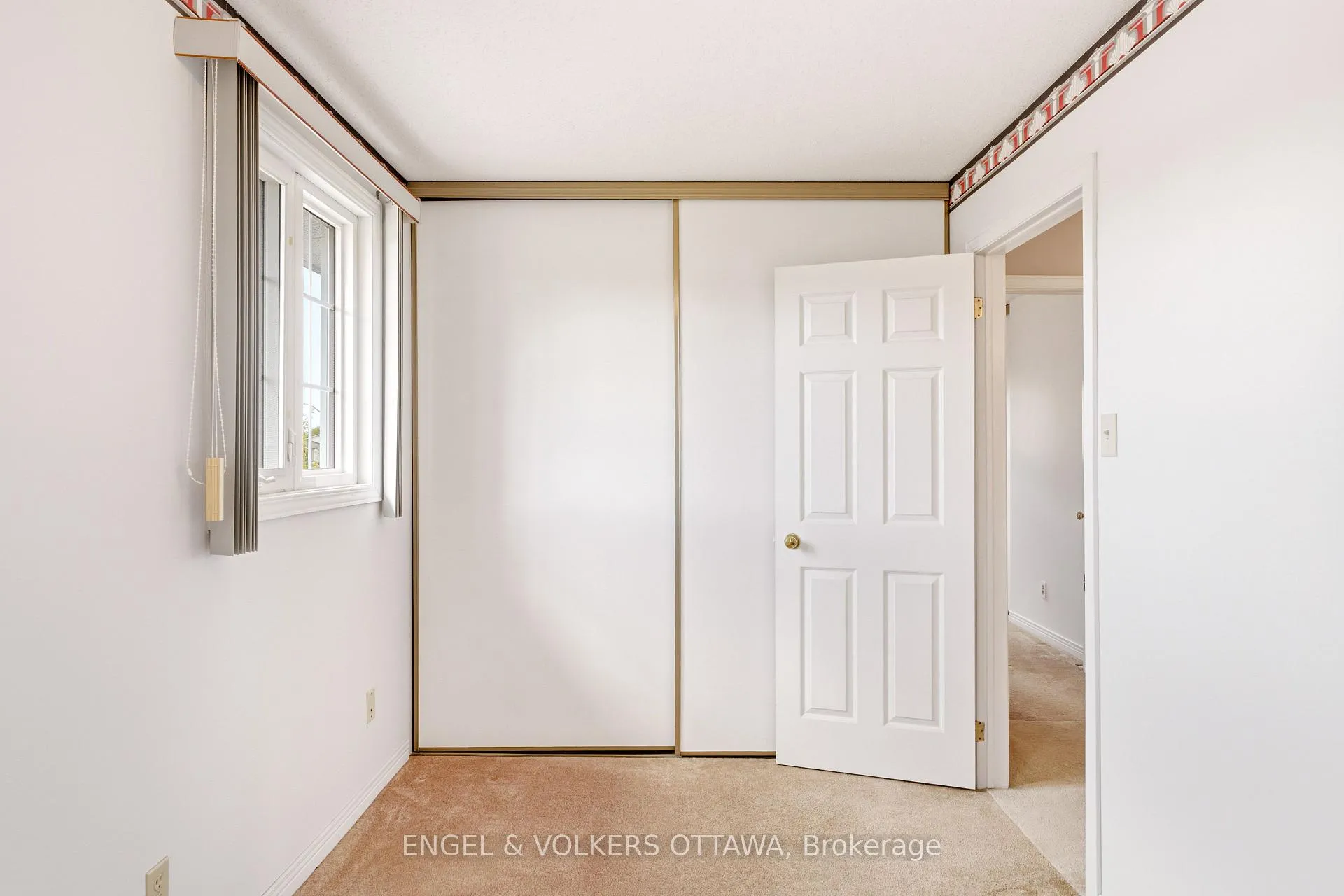Photo 35 of 90 Topley Crescent, Ottawa, Hunt Club Park — HOMEH