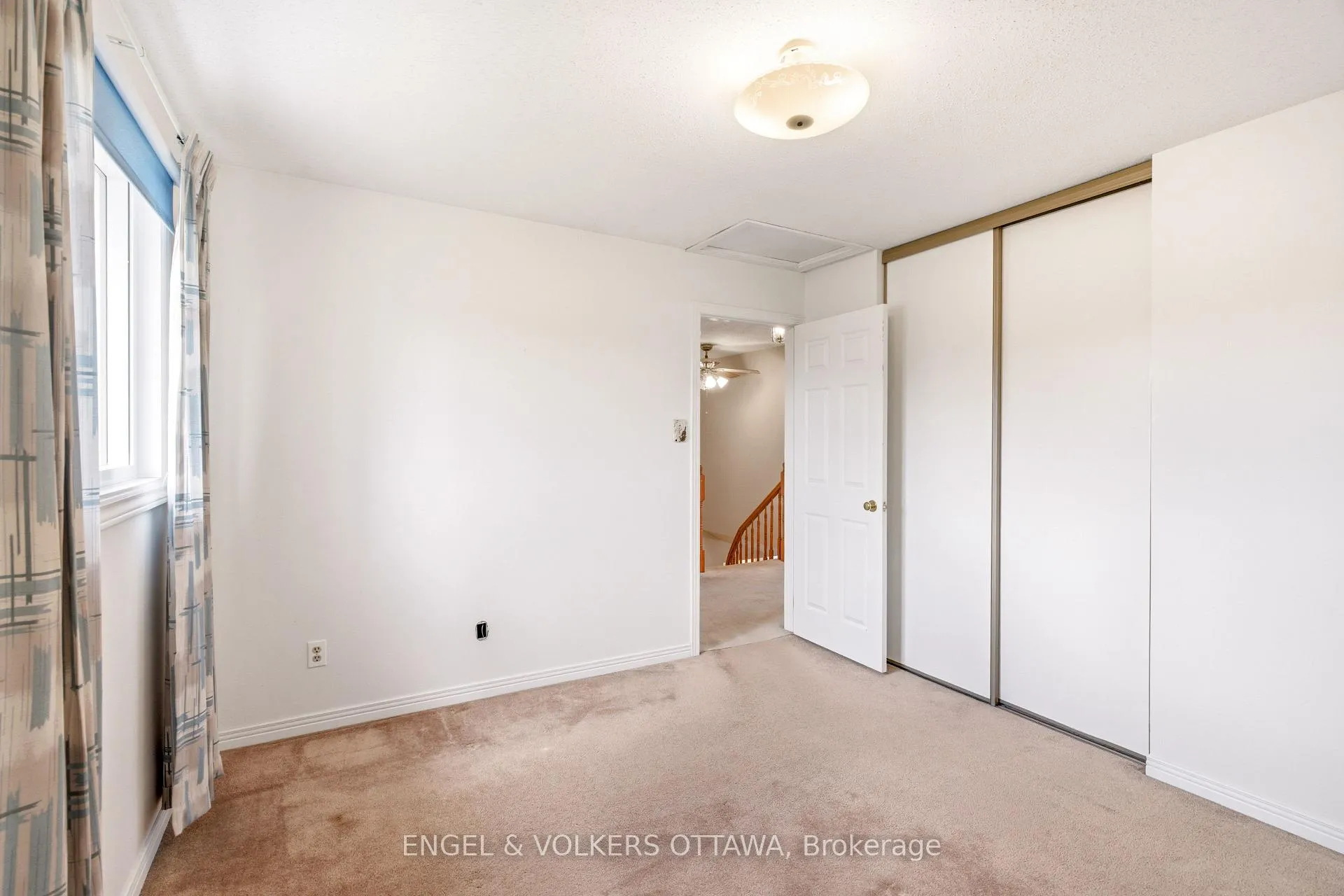Photo 39 of 90 Topley Crescent, Ottawa, Hunt Club Park — HOMEH