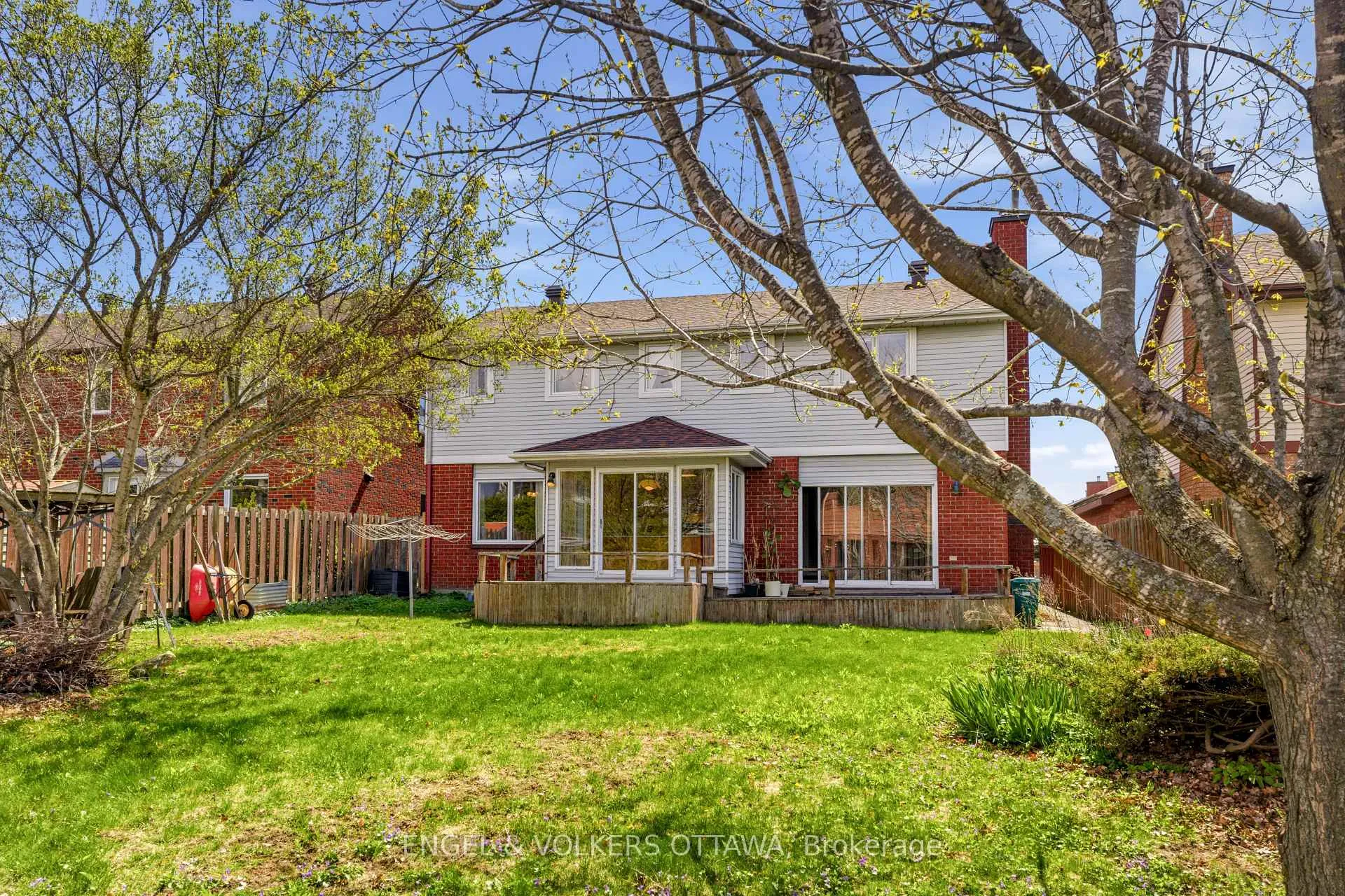 Photo 45 of 90 Topley Crescent, Ottawa, Hunt Club Park — HOMEH