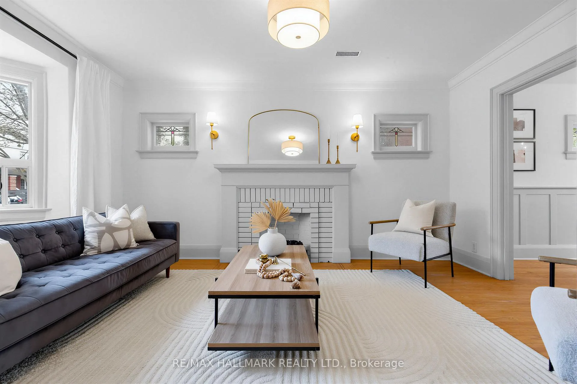 Photo 7 of 34 Springdale Boulevard, Toronto, Danforth Village-East York — HOMEH
