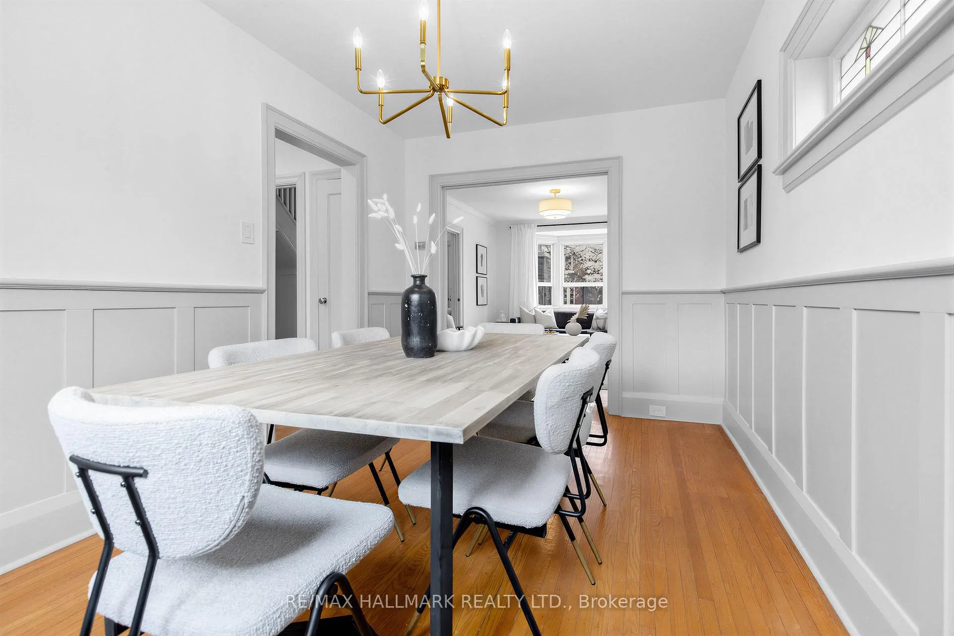 Photo 10 of 34 Springdale Boulevard, Toronto, Danforth Village-East York — HOMEH