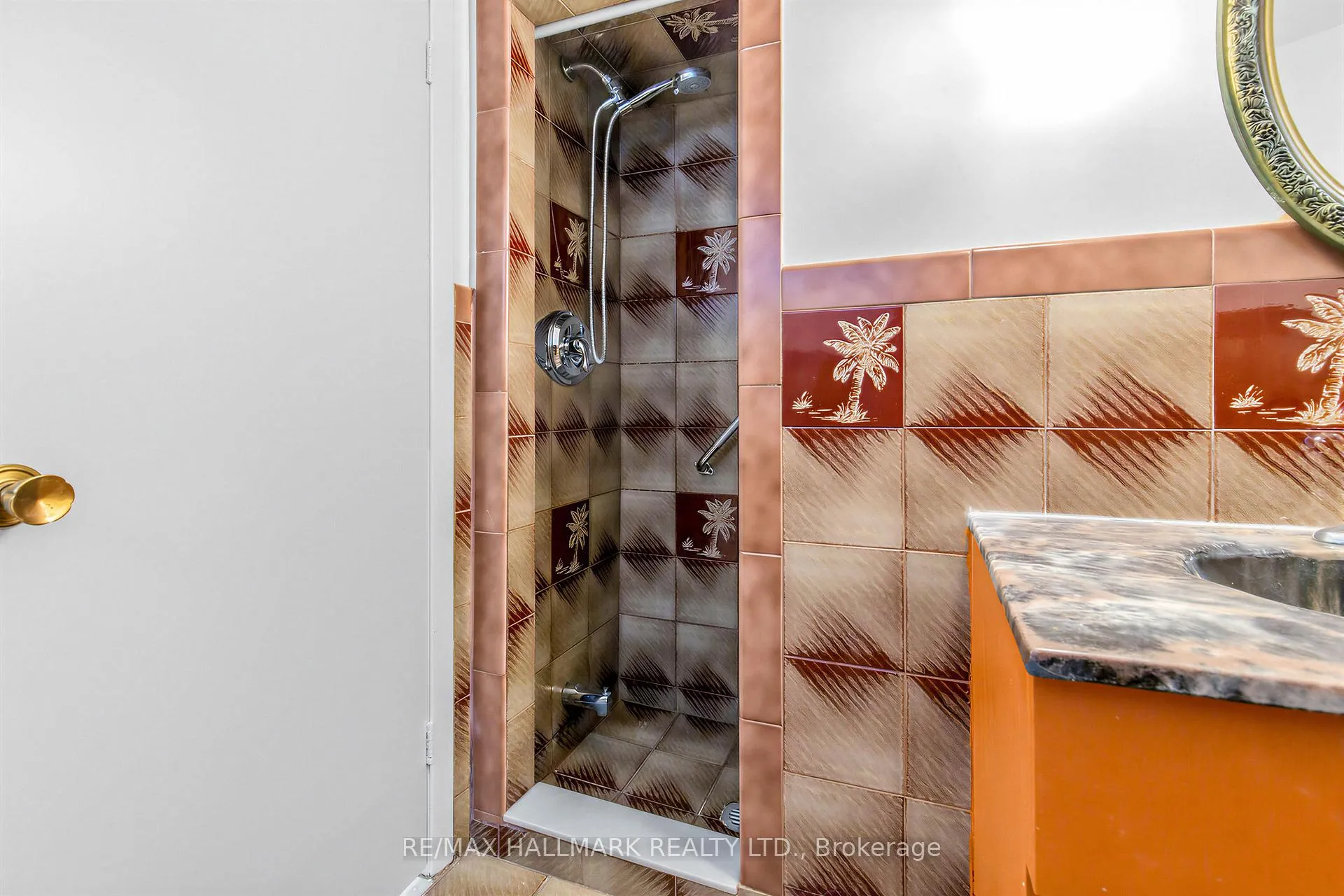 Photo 31 of 34 Springdale Boulevard, Toronto, Danforth Village-East York — HOMEH