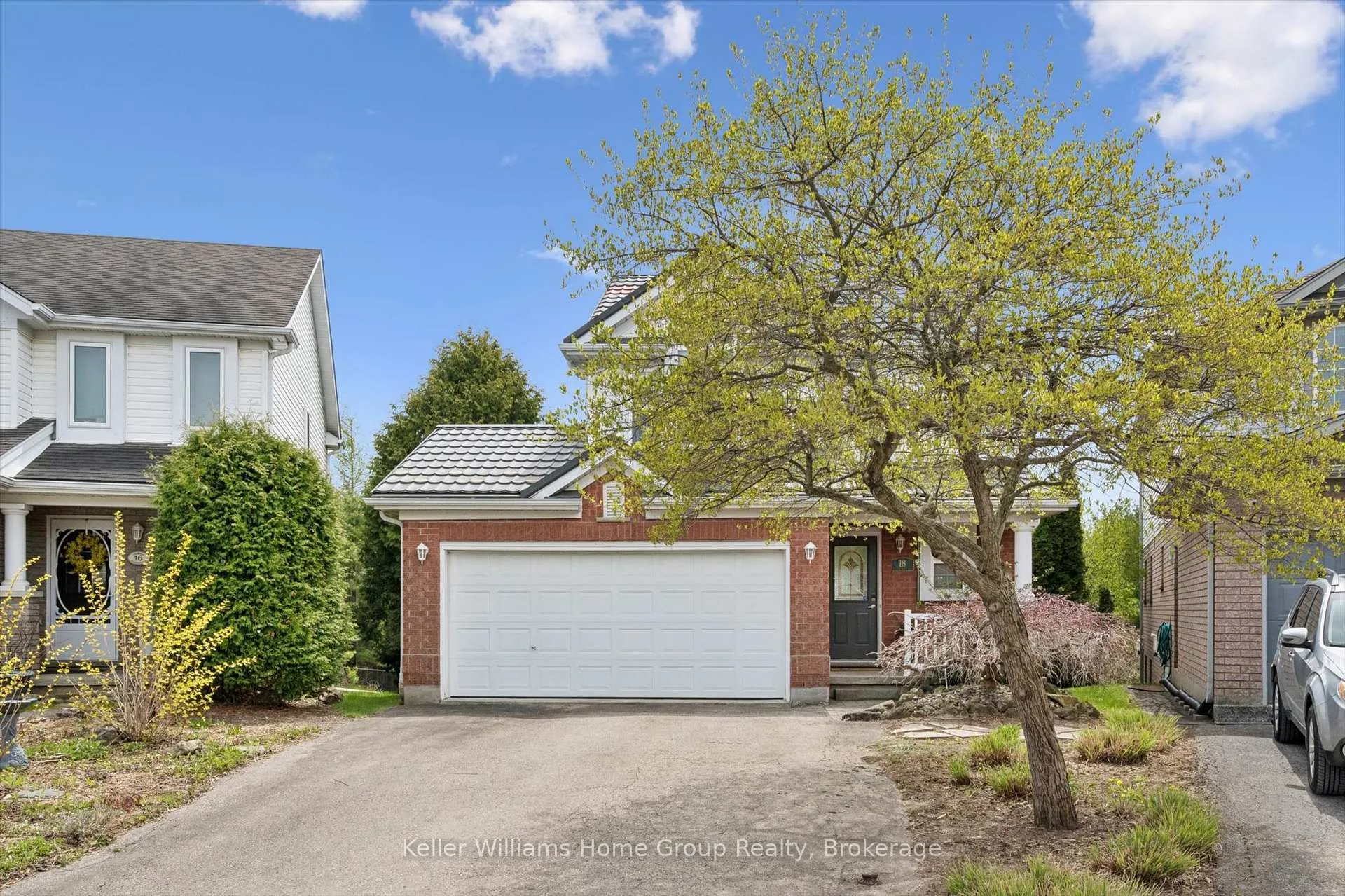 Photo 5 of 18 Silversmith Court, Guelph, Kortright West — HOMEH