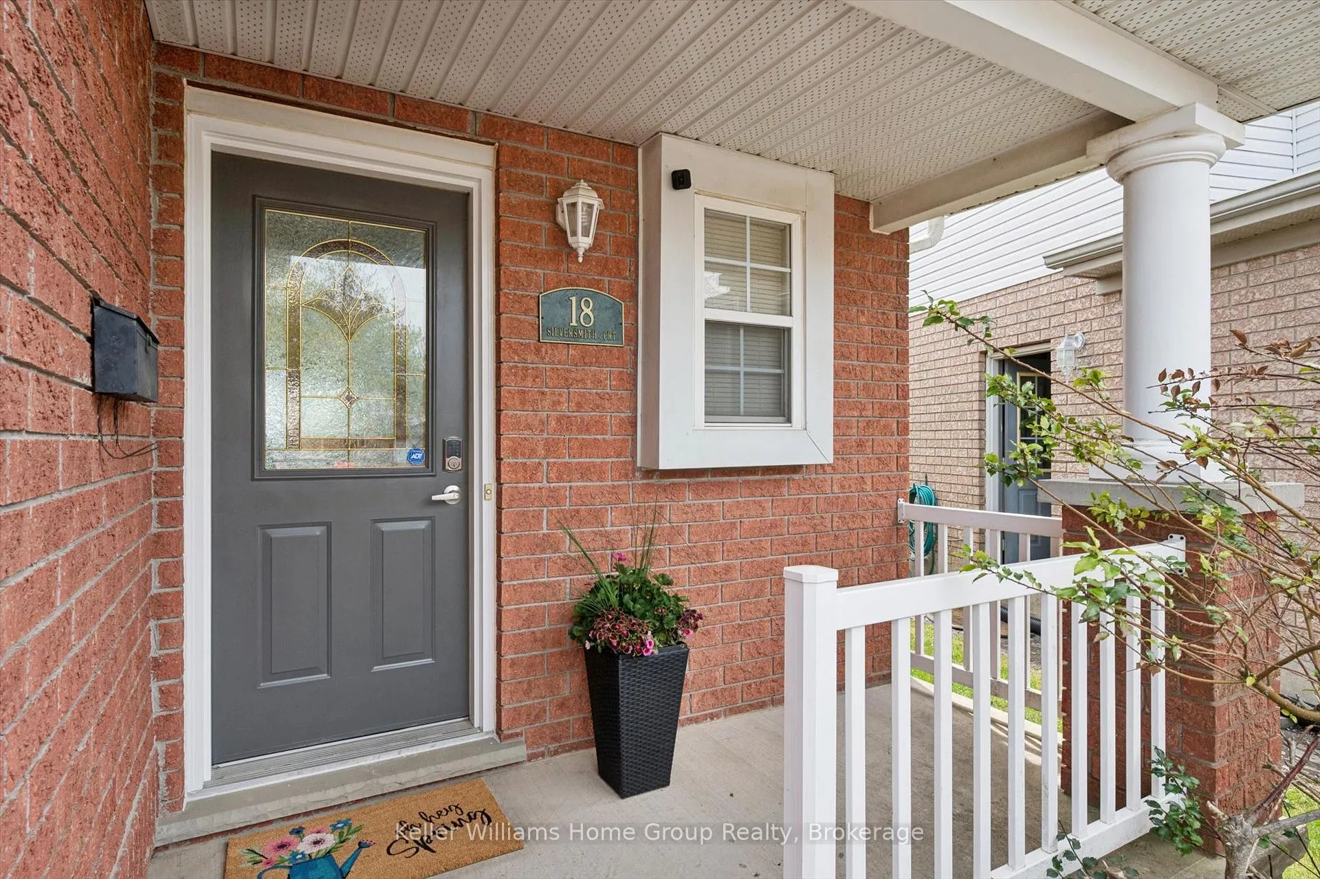 Photo 7 of 18 Silversmith Court, Guelph, Kortright West — HOMEH