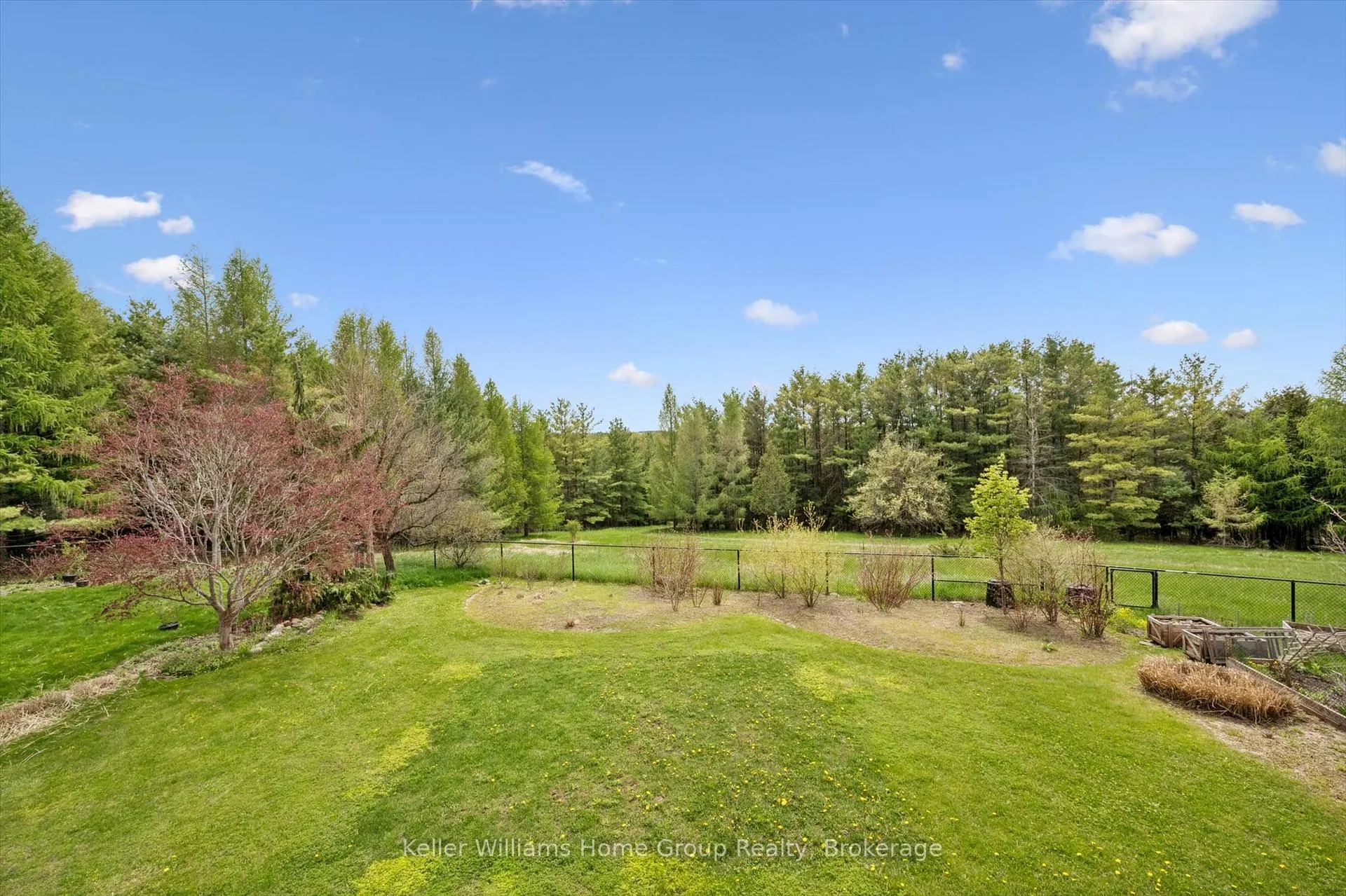 Photo 44 of 18 Silversmith Court, Guelph, Kortright West — HOMEH