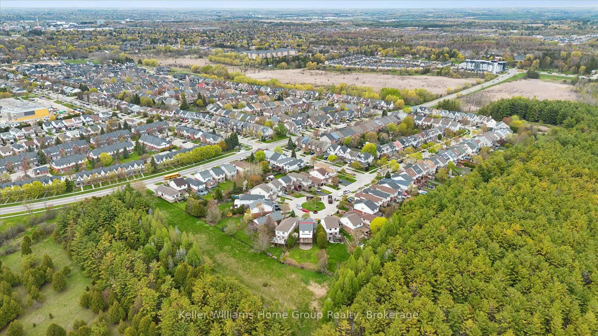 Photo 47 of 18 Silversmith Court, Guelph, Kortright West — HOMEH