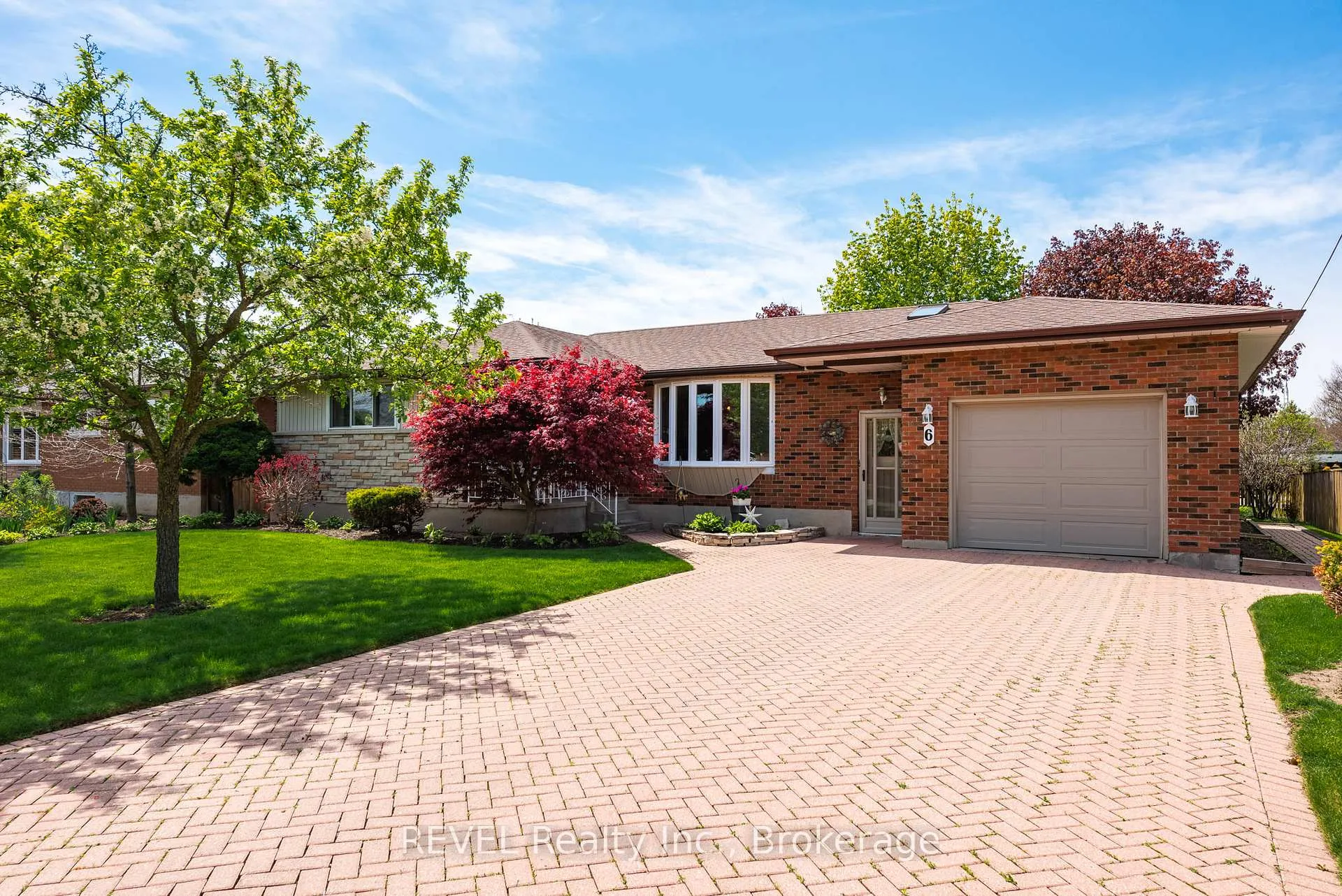 Photo 1 of 6 Harcove Street, St. Catharines, Vine/Linwell — HOMEH