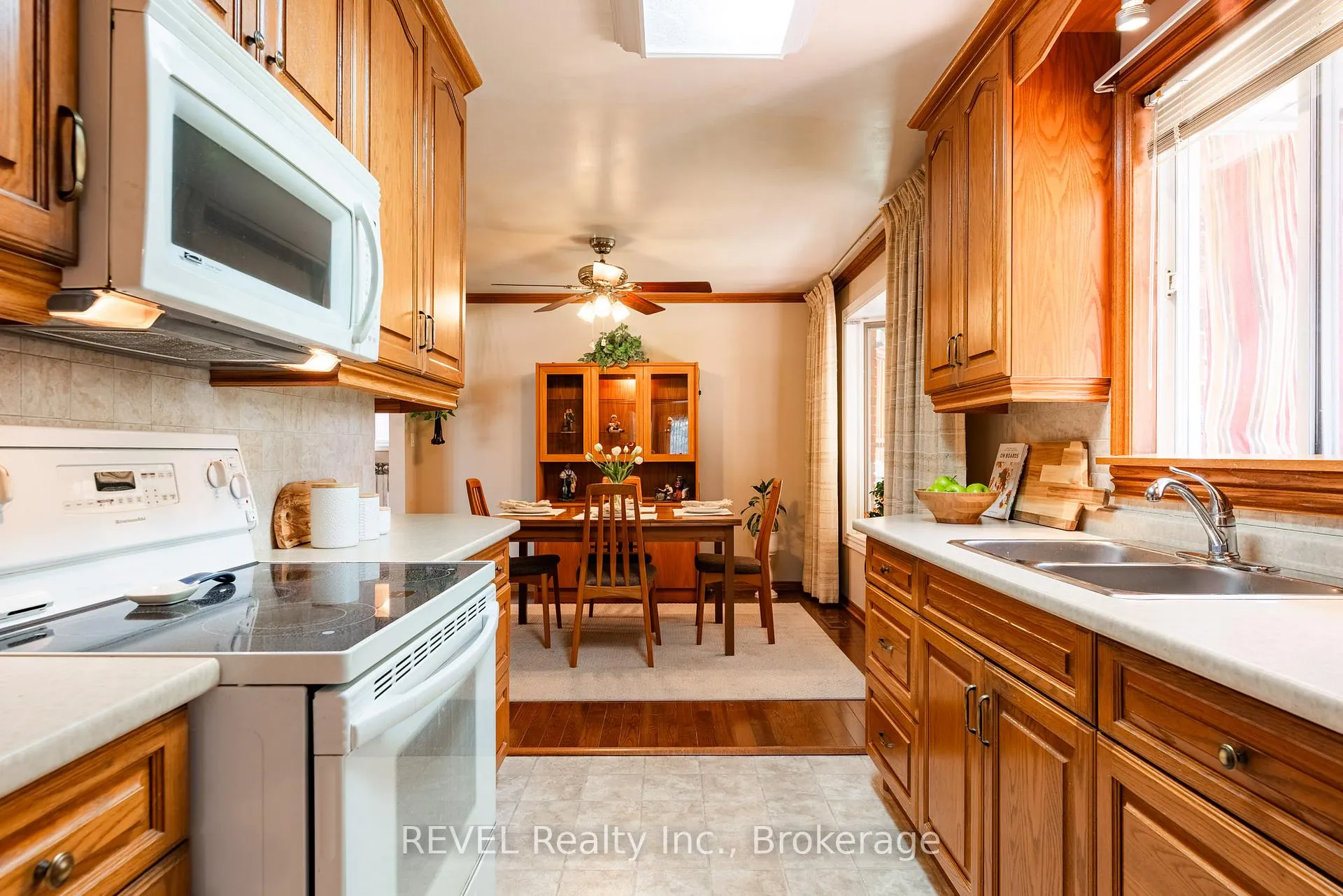 Photo 12 of 6 Harcove Street, St. Catharines, Vine/Linwell — HOMEH