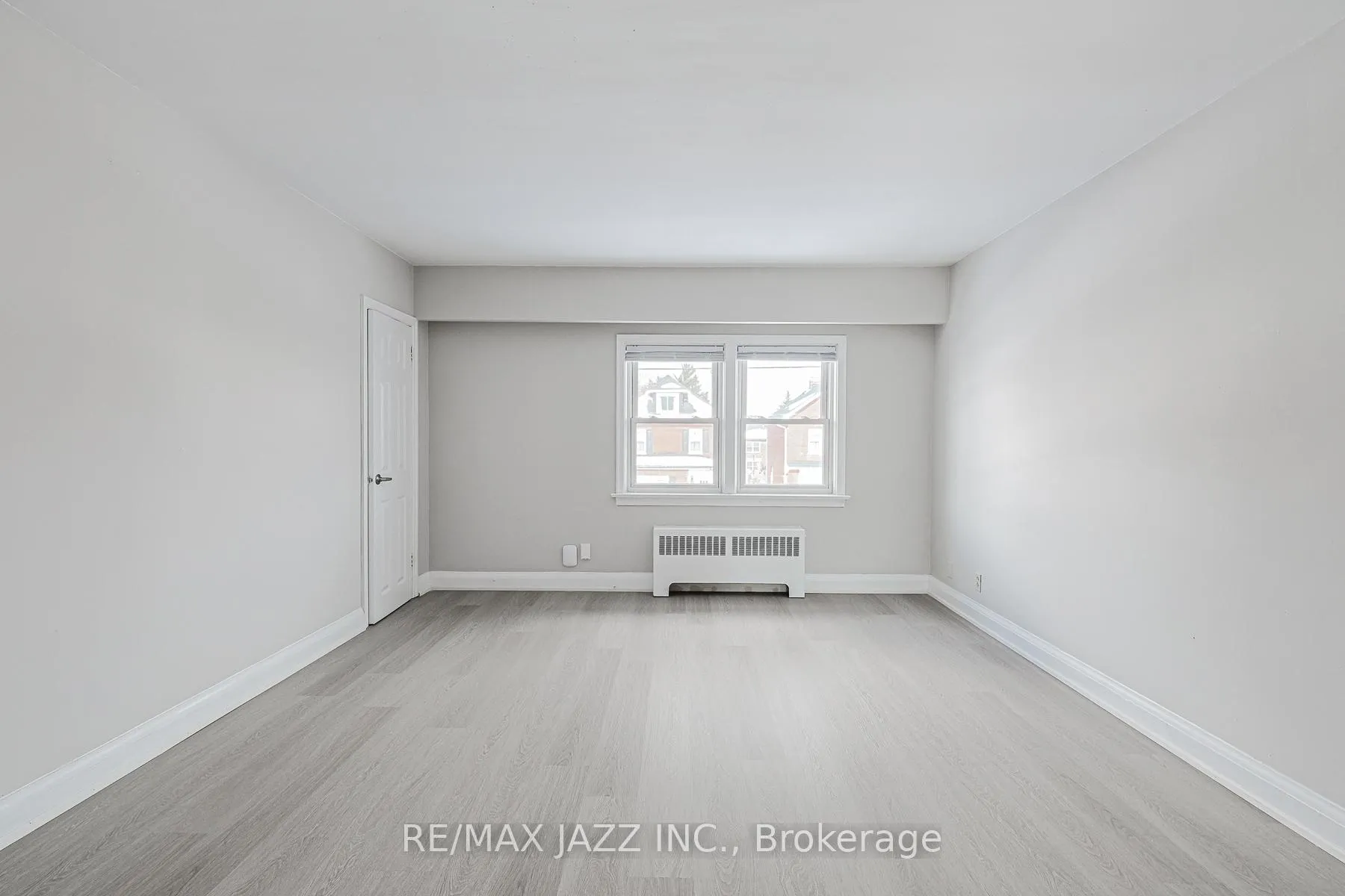 Photo 8 of Unit 5, 61 Aberdeen Street, Oshawa, O'Neill — HOMEH