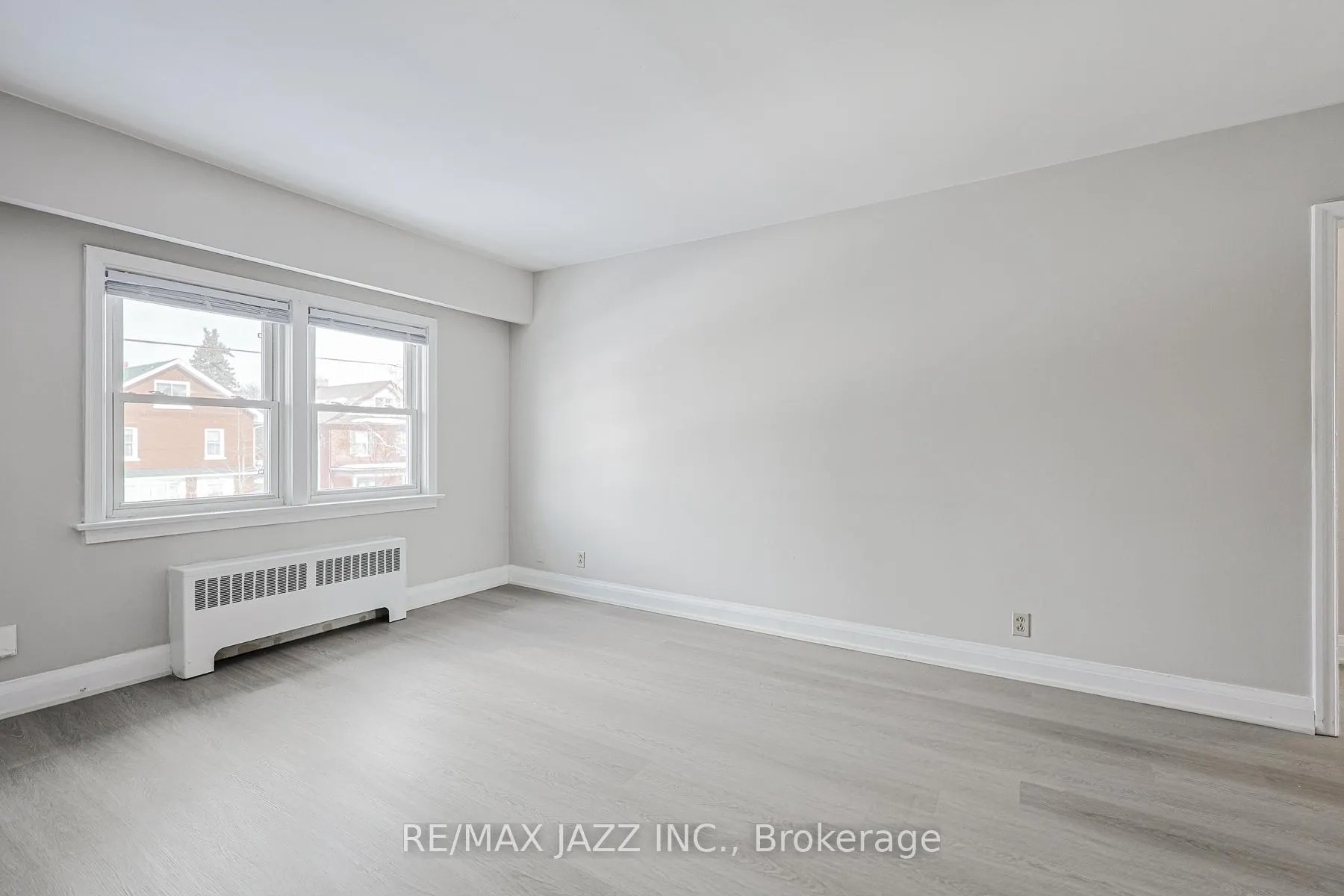 Photo 13 of Unit 5, 61 Aberdeen Street, Oshawa, O'Neill — HOMEH