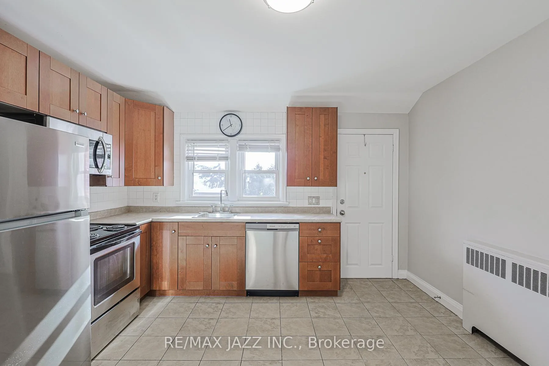 Photo 16 of Unit 5, 61 Aberdeen Street, Oshawa, O'Neill — HOMEH