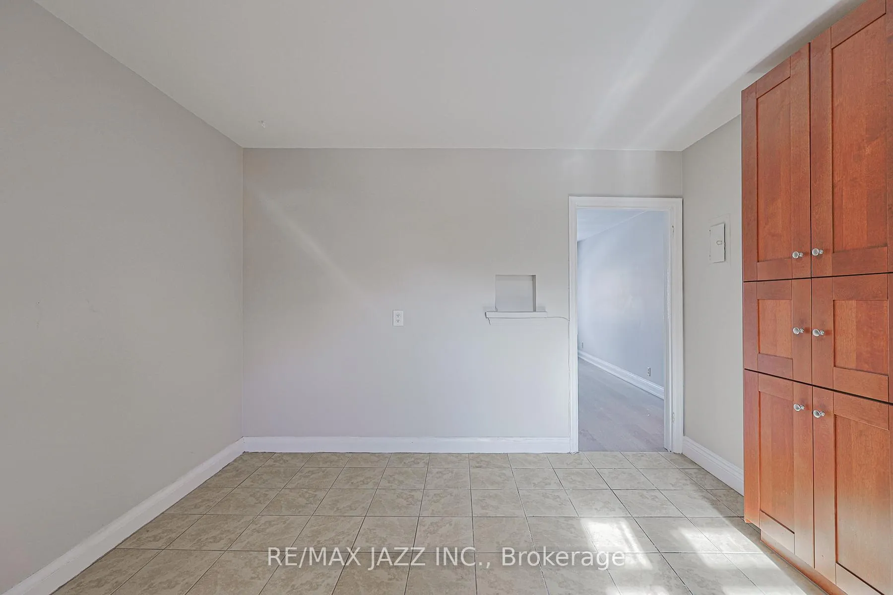 Photo 20 of Unit 5, 61 Aberdeen Street, Oshawa, O'Neill — HOMEH