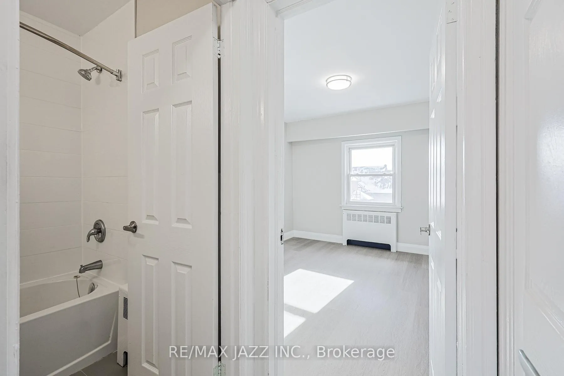 Photo 22 of Unit 5, 61 Aberdeen Street, Oshawa, O'Neill — HOMEH