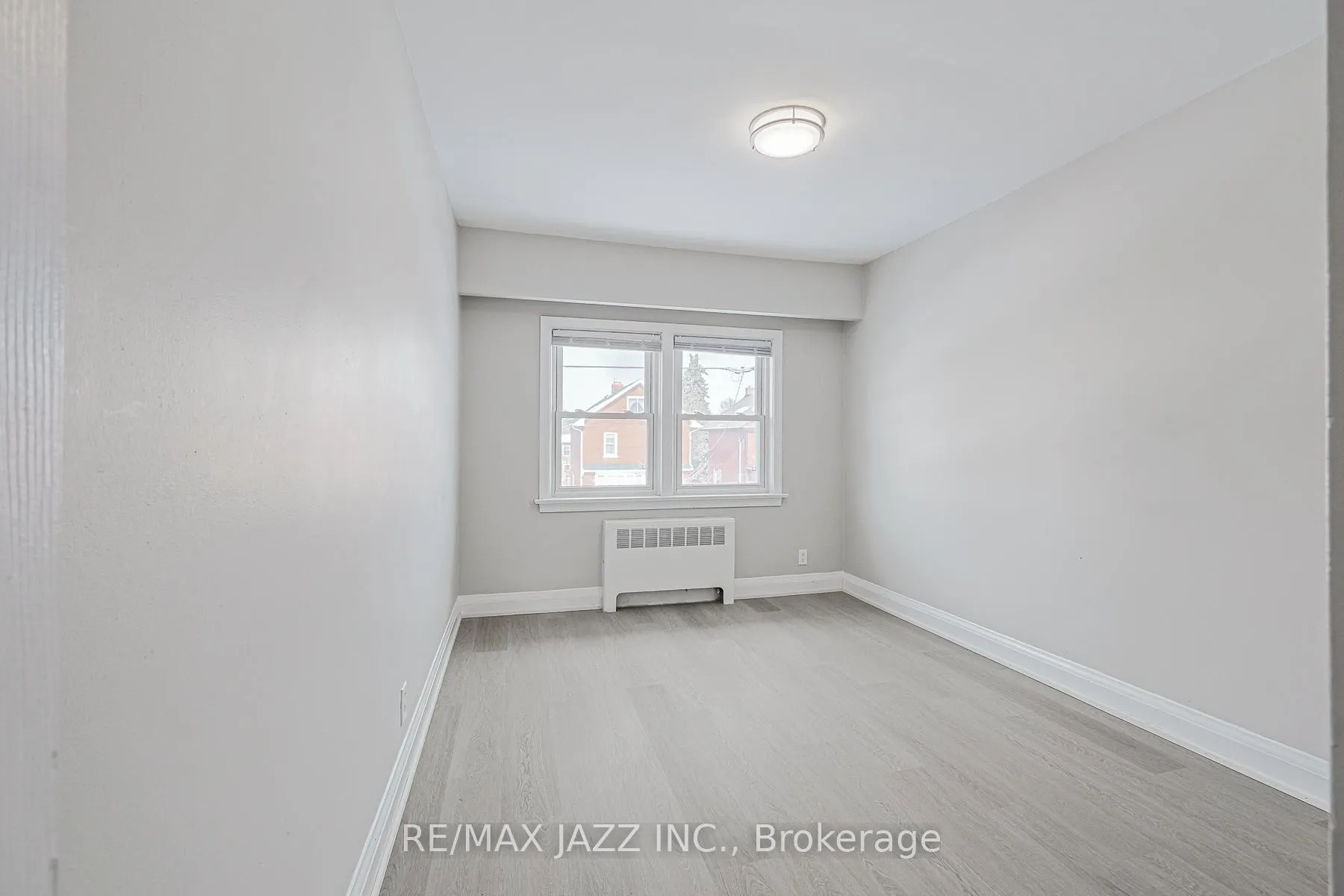 Photo 29 of Unit 5, 61 Aberdeen Street, Oshawa, O'Neill — HOMEH