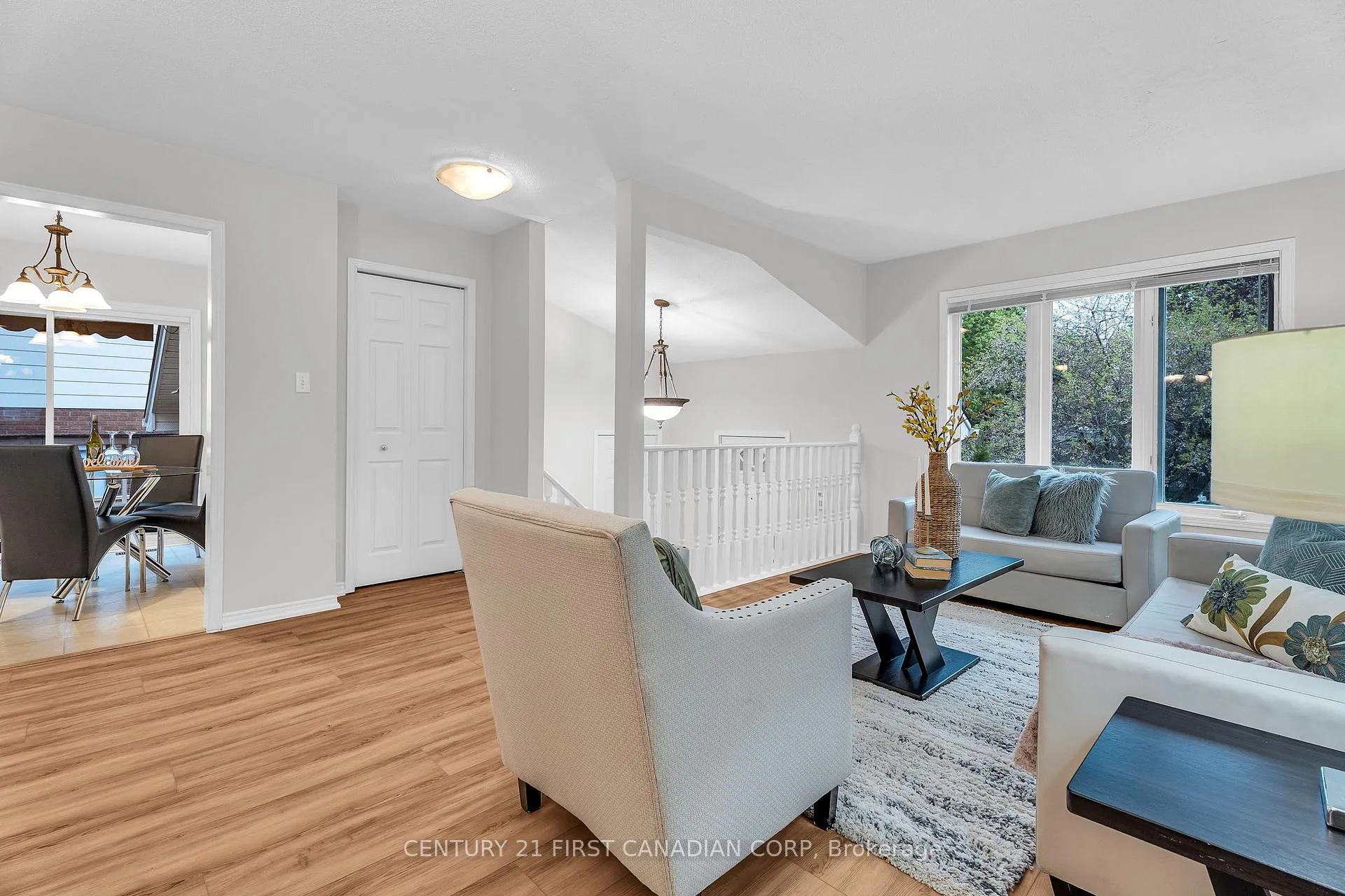 Photo 8 of 293 Blue Forest Drive, London, North I — HOMEH