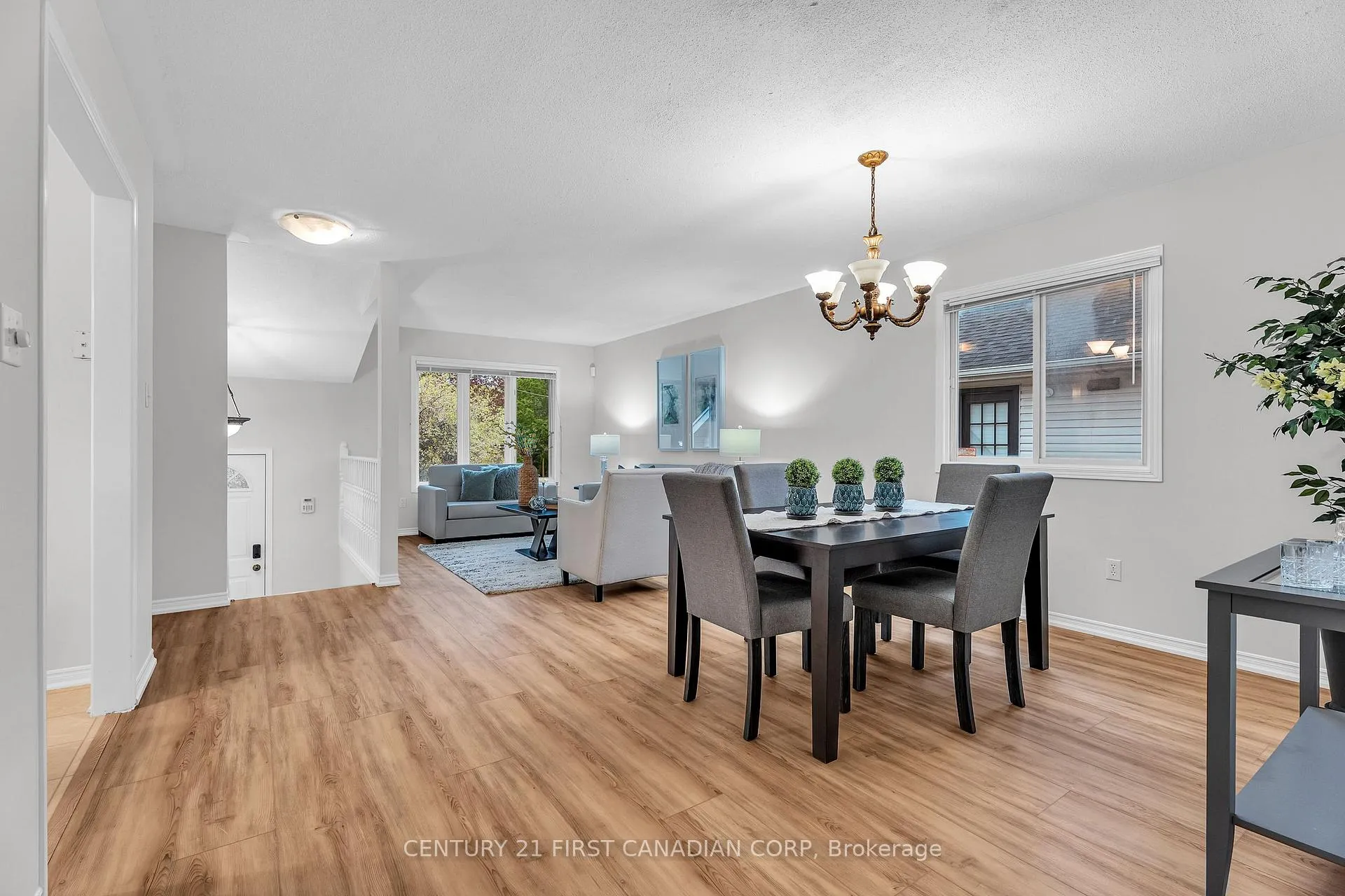 Photo 9 of 293 Blue Forest Drive, London, North I — HOMEH