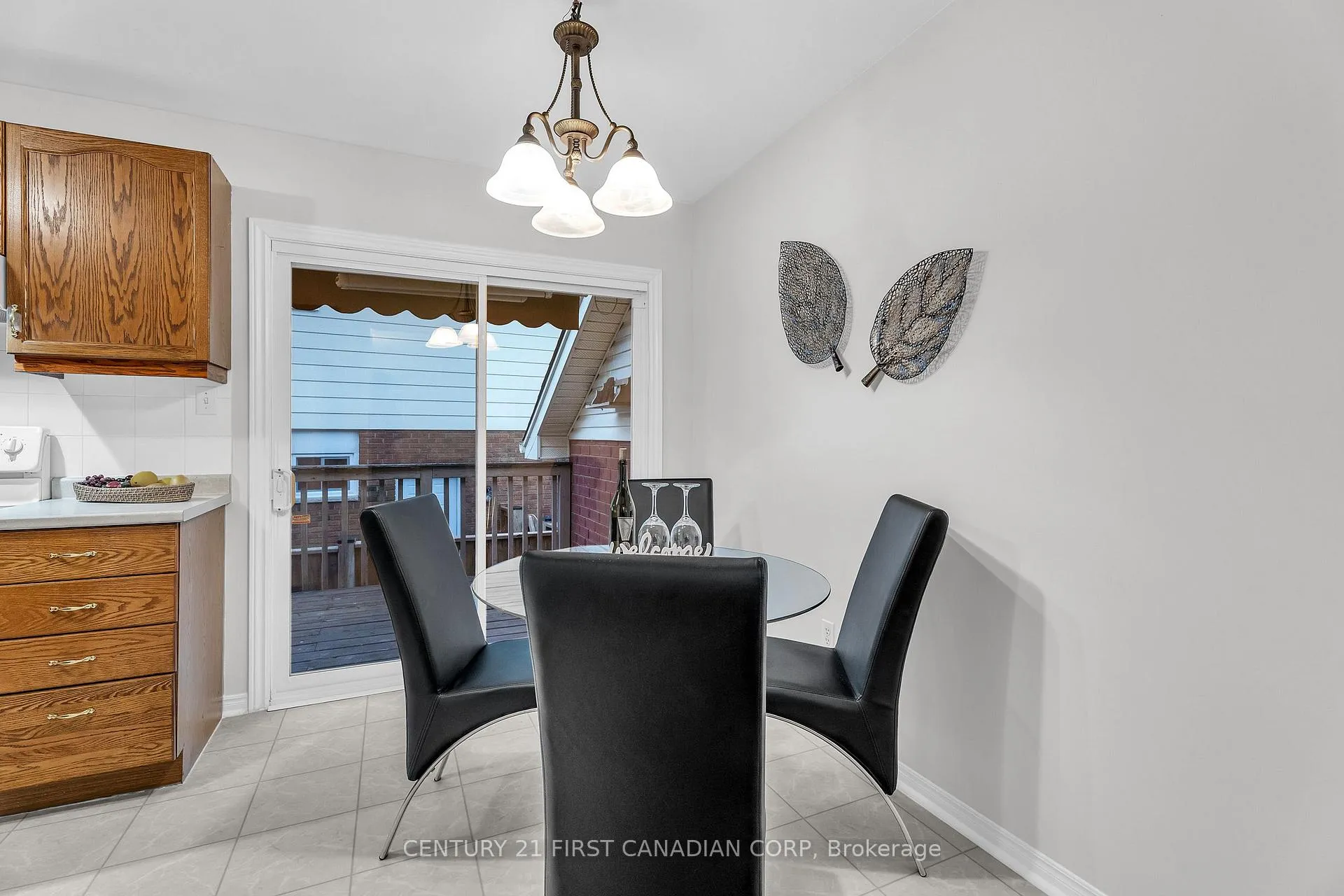 Photo 11 of 293 Blue Forest Drive, London, North I — HOMEH