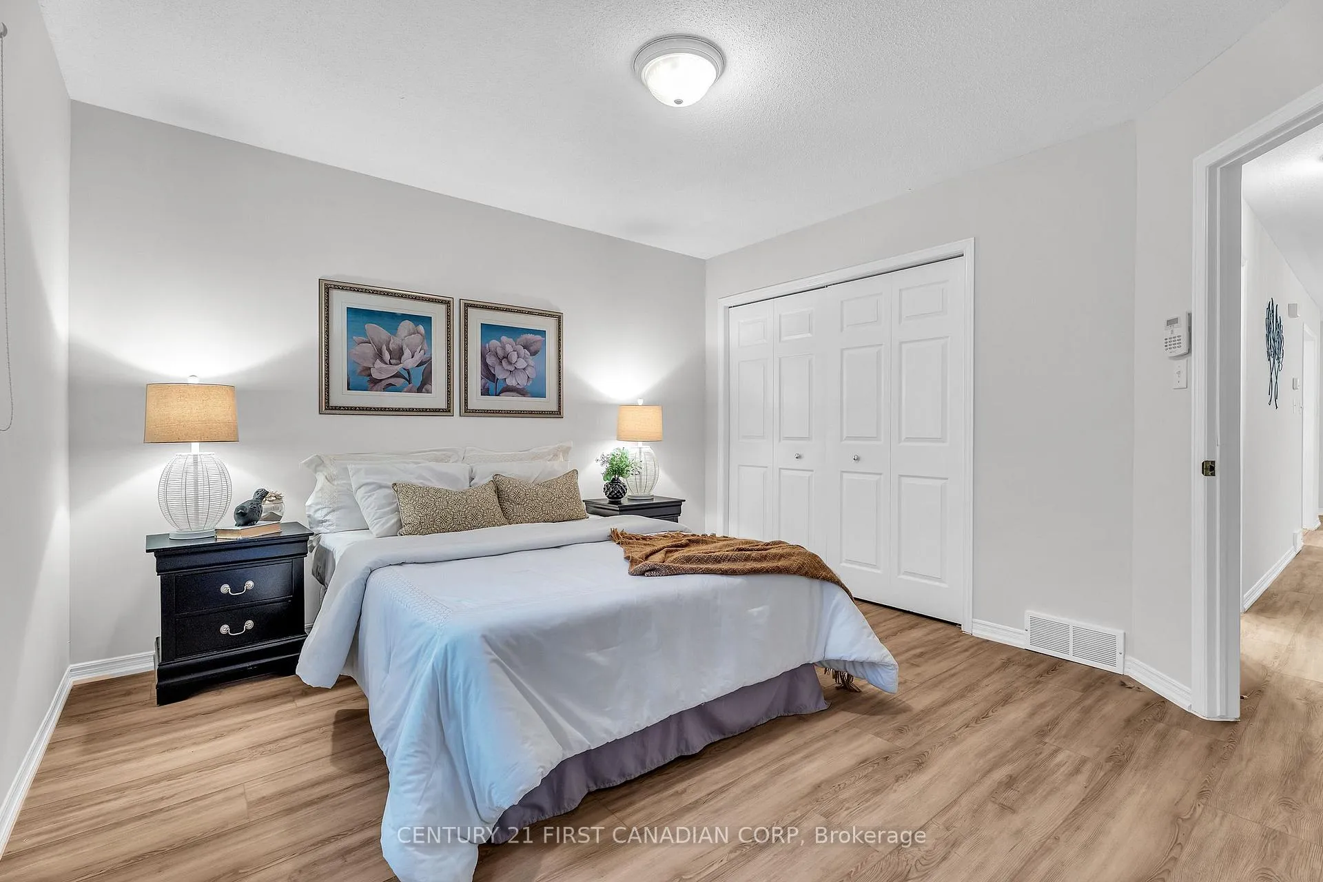 Photo 16 of 293 Blue Forest Drive, London, North I — HOMEH