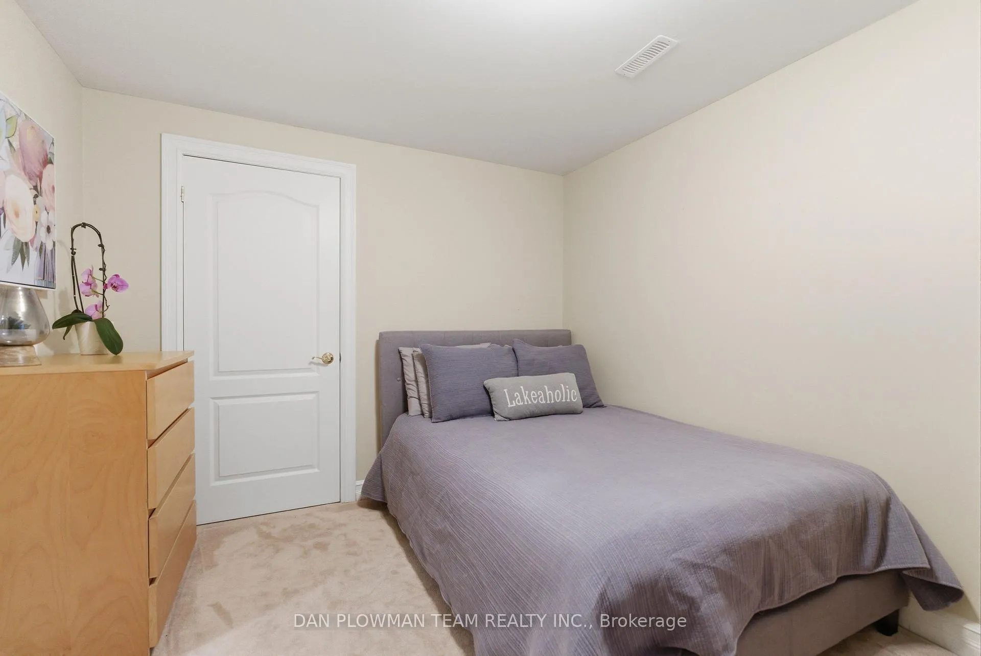 Photo 38 of 122 Robert Adams Drive, Clarington, Courtice — HOMEH