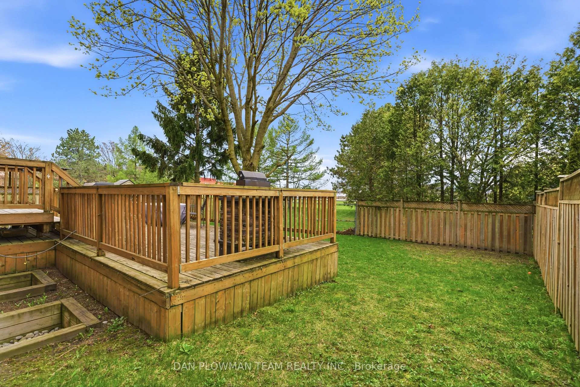 Photo 47 of 122 Robert Adams Drive, Clarington, Courtice — HOMEH
