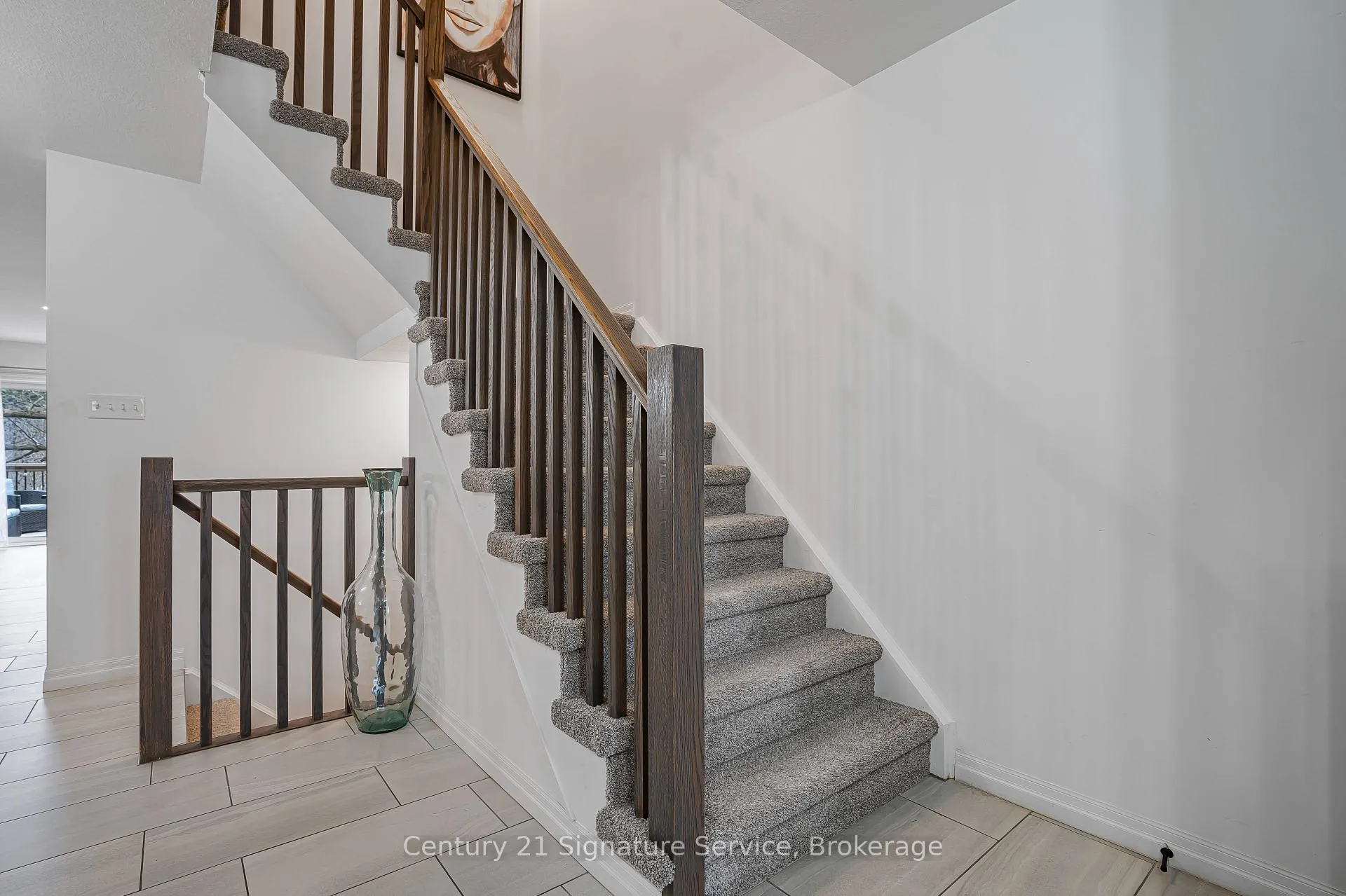Photo 5 of Unit 17, 135 Hardcastle Drive, Cambridge — HOMEH