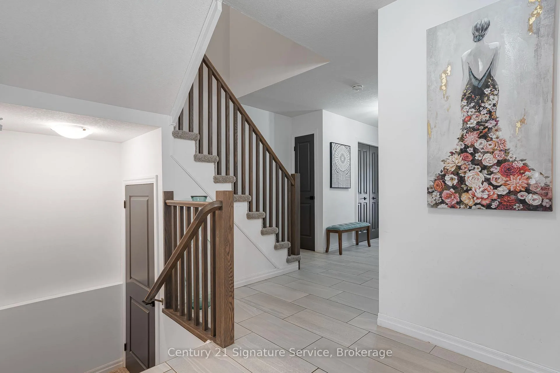 Photo 7 of Unit 17, 135 Hardcastle Drive, Cambridge — HOMEH