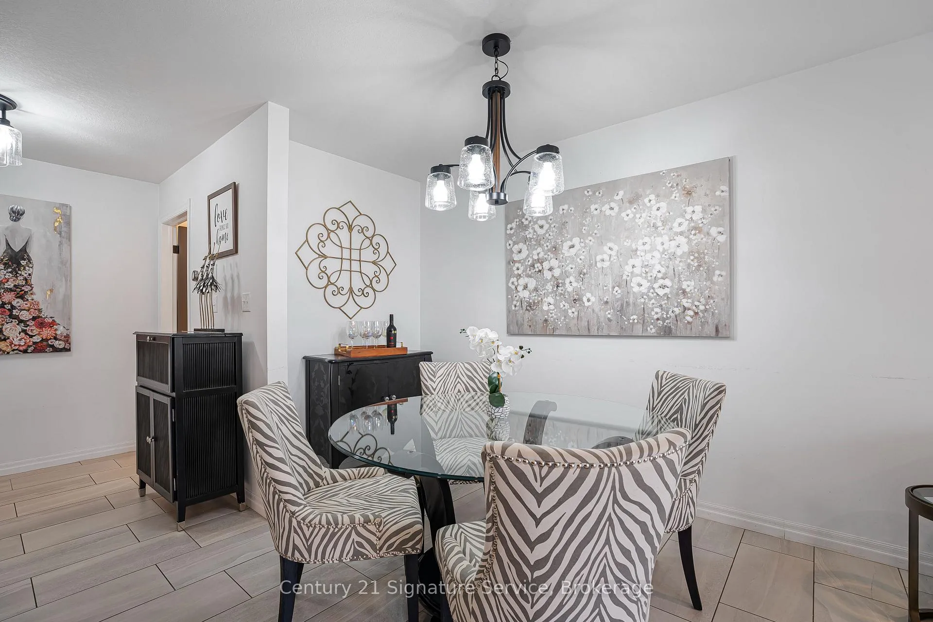 Photo 8 of Unit 17, 135 Hardcastle Drive, Cambridge — HOMEH