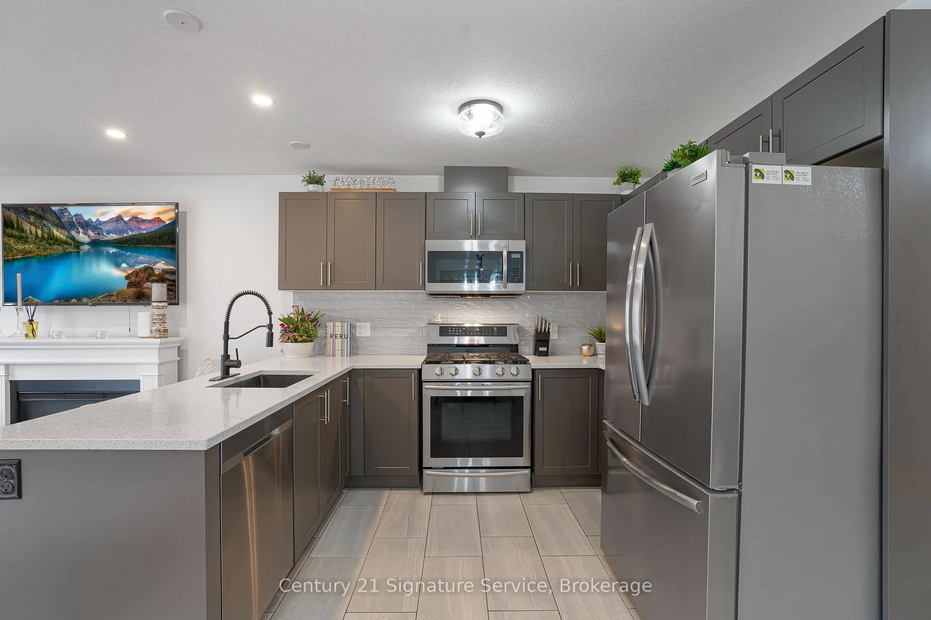 Photo 10 of Unit 17, 135 Hardcastle Drive, Cambridge — HOMEH