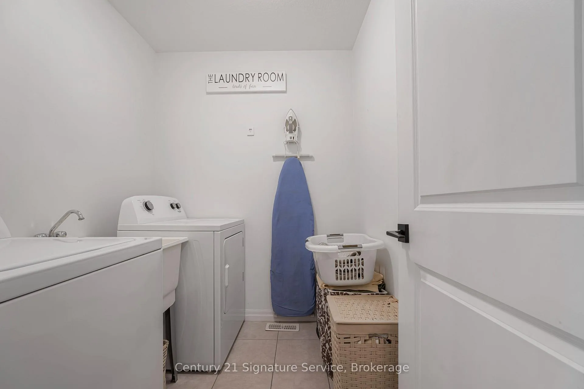 Photo 32 of Unit 17, 135 Hardcastle Drive, Cambridge — HOMEH