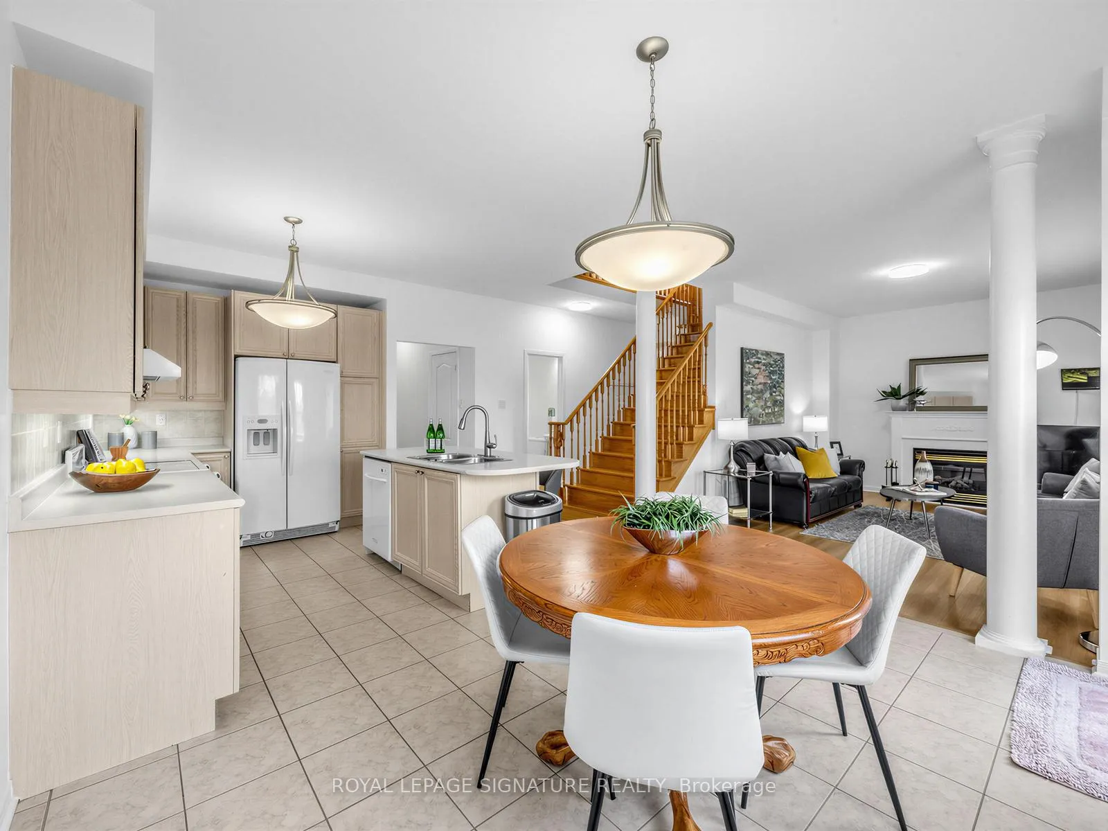 Photo 13 of 74 Styles Crescent, Ajax, Northeast Ajax — HOMEH