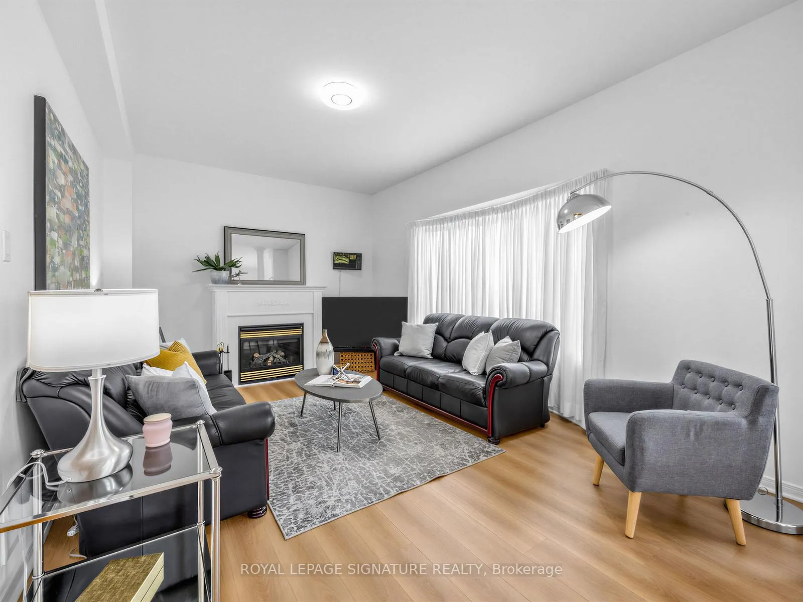 Photo 17 of 74 Styles Crescent, Ajax, Northeast Ajax — HOMEH