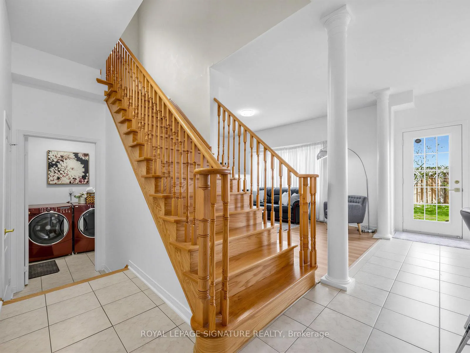 Photo 22 of 74 Styles Crescent, Ajax, Northeast Ajax — HOMEH