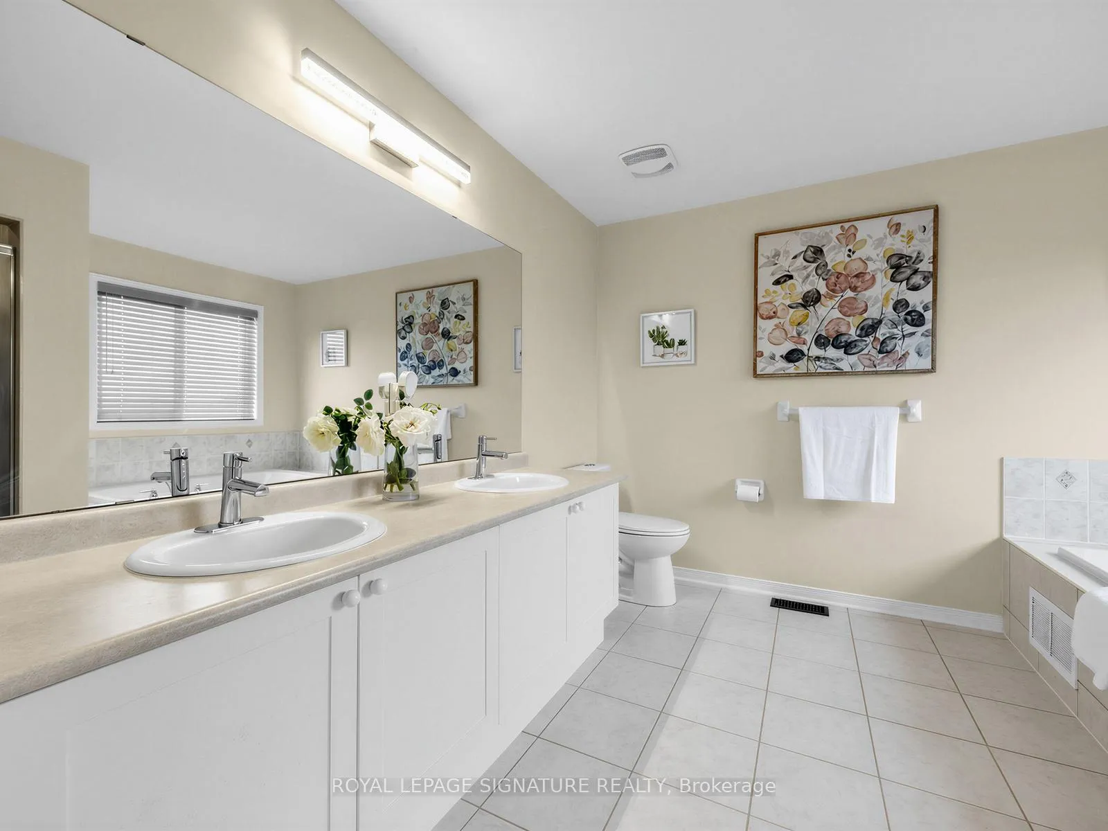 Photo 27 of 74 Styles Crescent, Ajax, Northeast Ajax — HOMEH