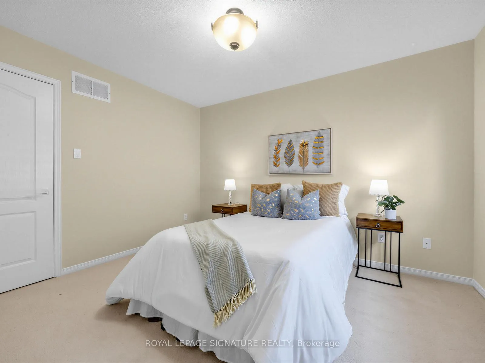 Photo 36 of 74 Styles Crescent, Ajax, Northeast Ajax — HOMEH