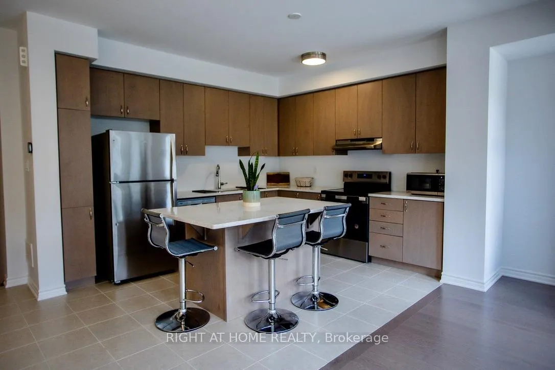 Photo 6 of 5116 Vetere Street, Mississauga, Churchill Meadows — HOMEH